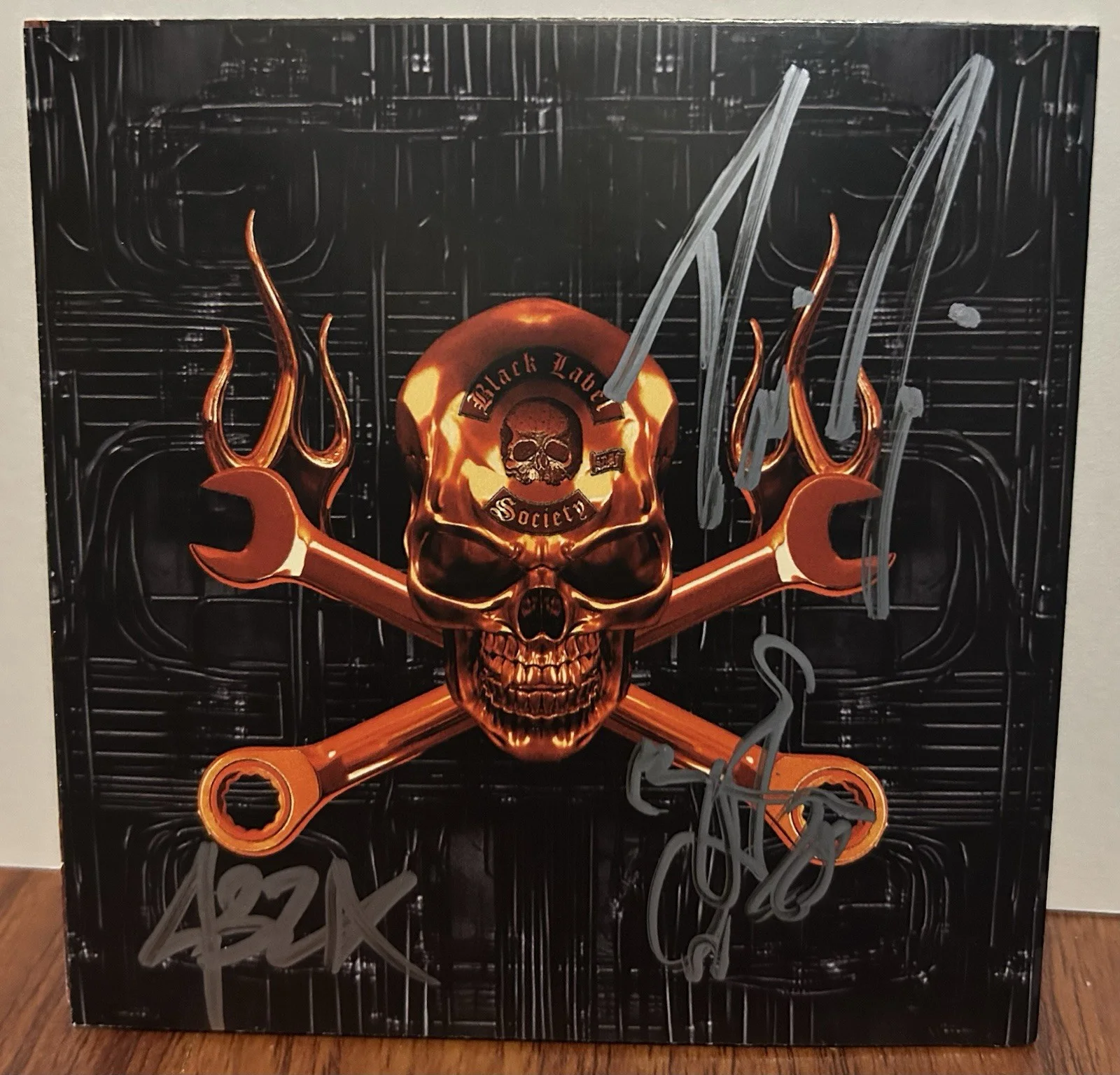 BLACK LABEL SOCIETY ZAKK WYLDE & BAND SIGNED ENGINES DEMOLITION BOOKLET &NEW CD, изображение 3