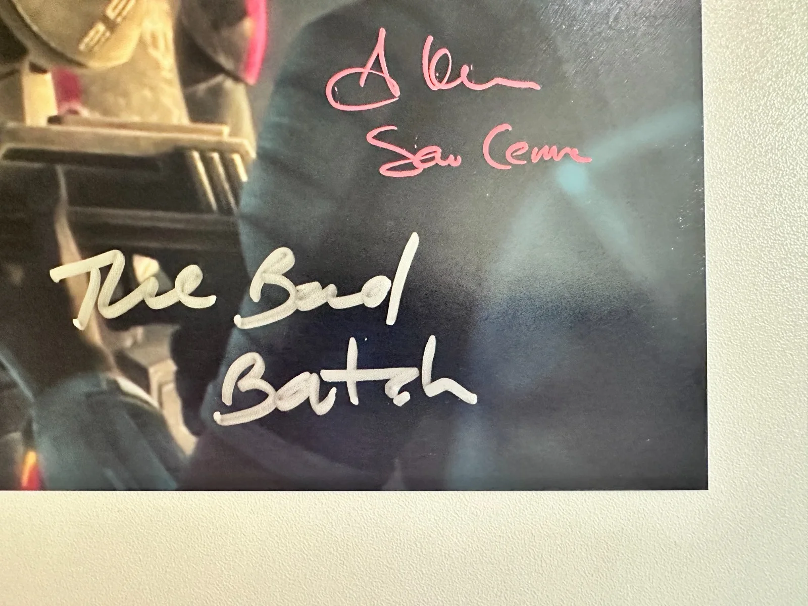 Dee Bradley Baker — Dual-Signed 8x10 Star Wars: The Bad Batch Clone Force 99 & Saw Gerrera Autograph, image 4