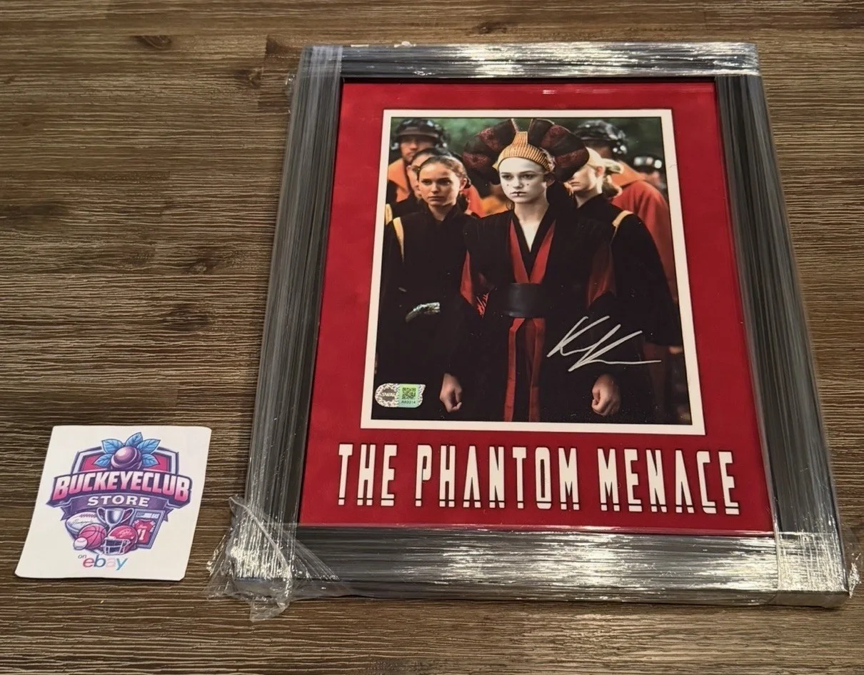 Keira Knightley — Keira Knightley Signed 8x10Photo - Star Wars - Phantom Menace SWAU COA Frame 👀, image 2