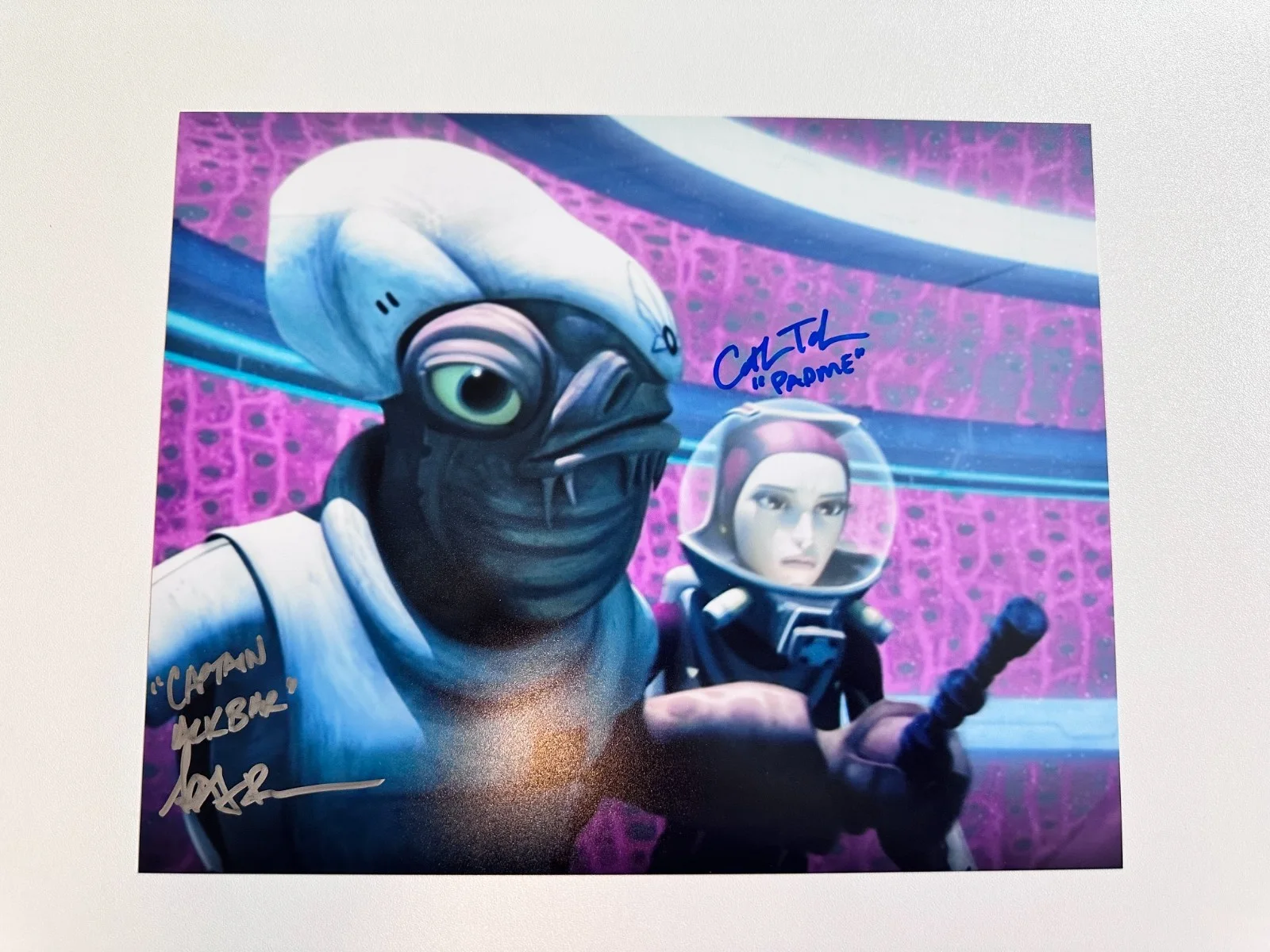 Catherine Taber — Dual-Signed 8x10 Star Wars: The Clone Wars Padme & Captain Ackbar Autograph