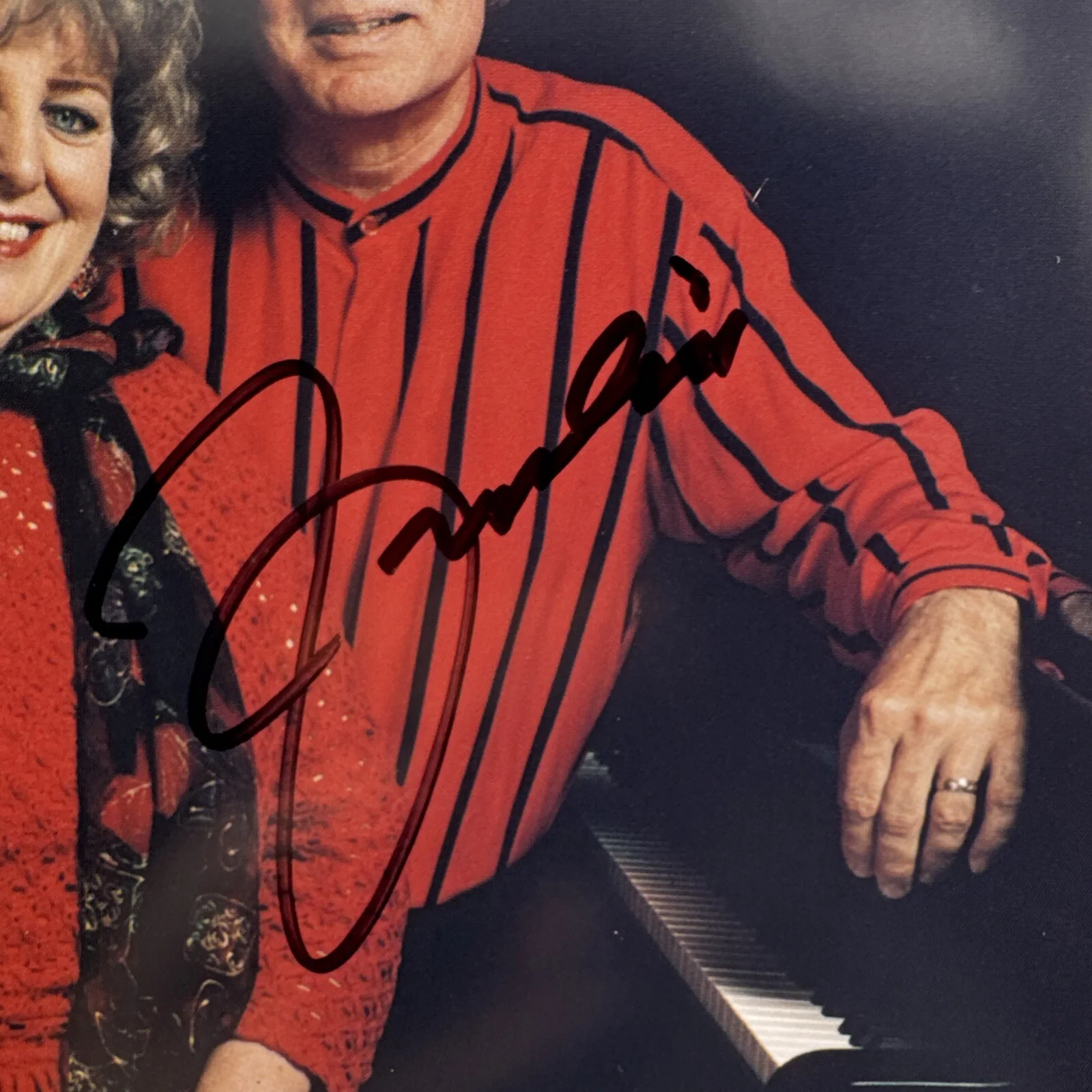 Music Artist Frankie And Phyllis Valens Autographed 8X10 Photo, изображение 3