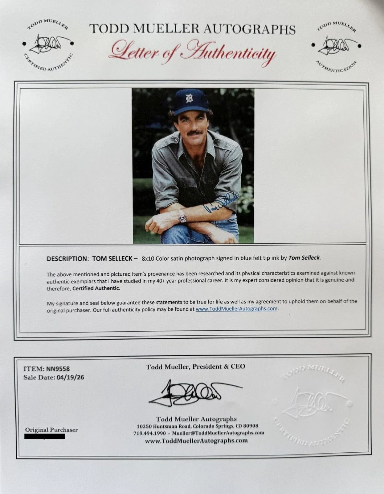 Tom Selleck — Tom Selleck Signed Autographed "Magnum P.I." Glossy 8x10 Photo - Mueller COA, изображение 2
