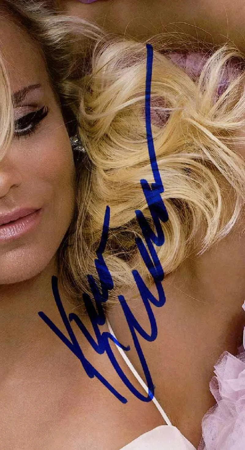 KRISTEN CHENOWETH SIGNED AUTOGRAPHED 11x14 PHOTO VERY SEXY PRETTY BECKETT BAS, image 2