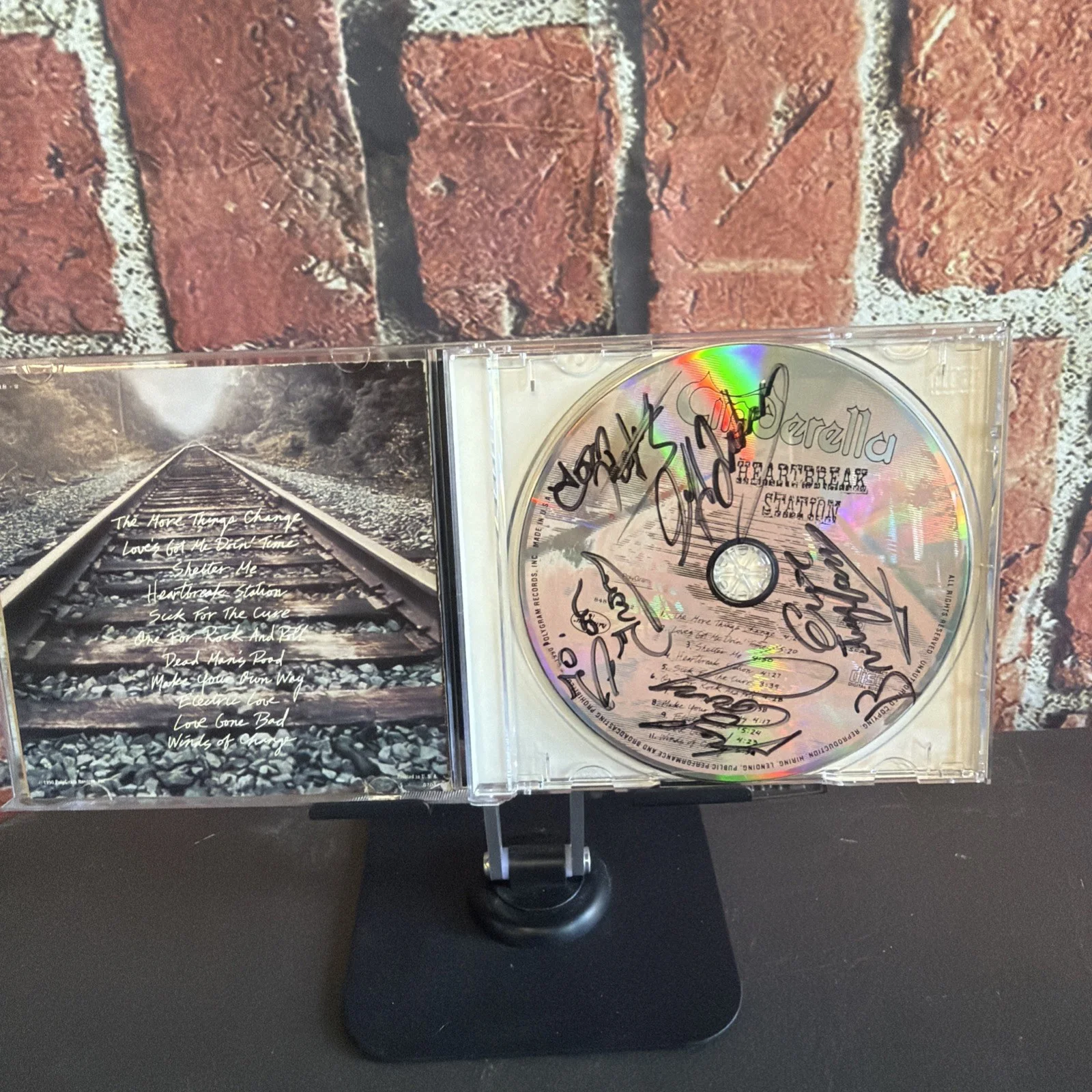 Cinderella Signed Heartbreak Station CD Booklet Cover, image 2