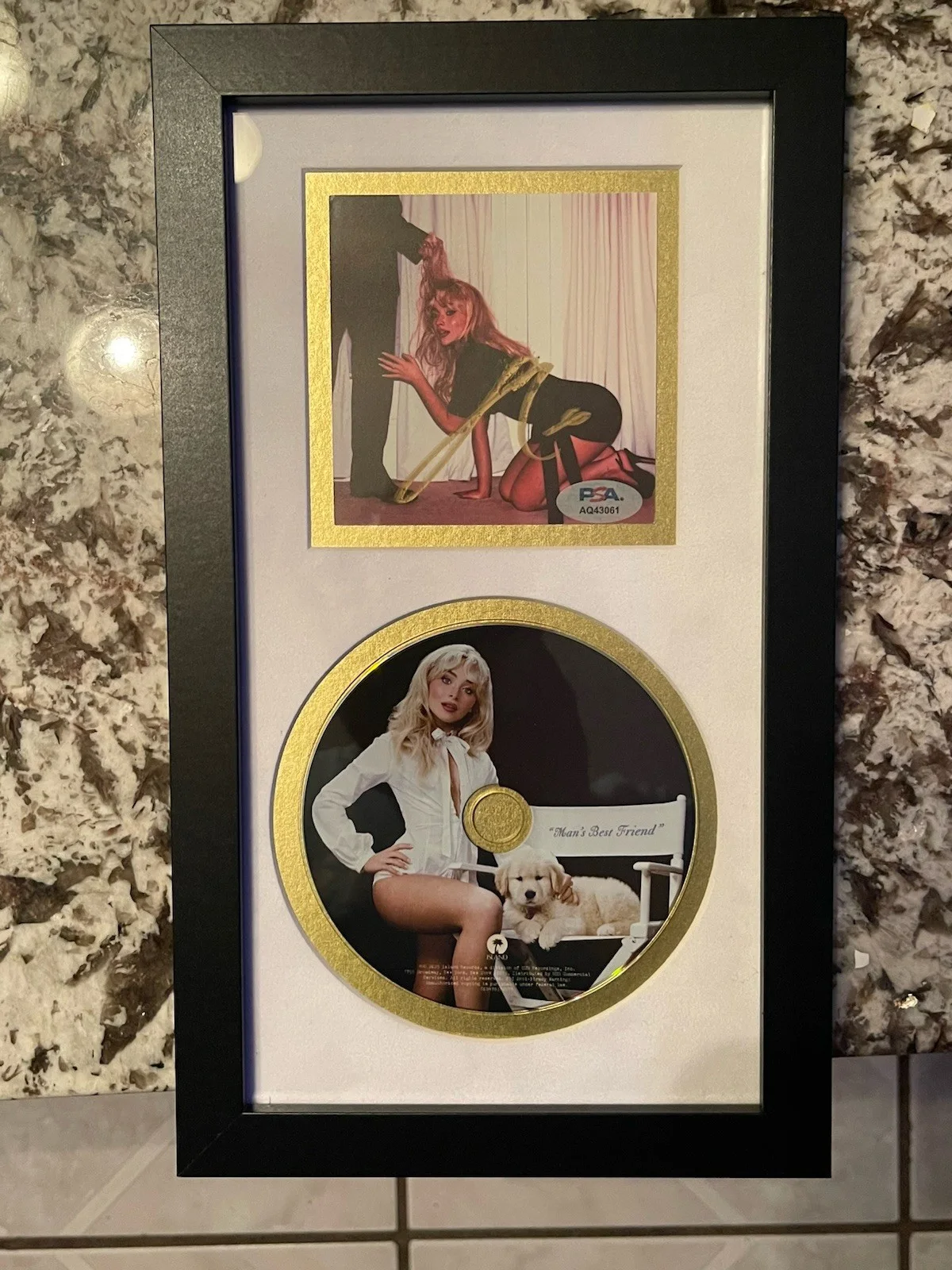 SABRINA CARPENTER — SABRINA CARPENTER MANS BEST FRIEND SEXY CD RARE SIGNED AUTO 7x12 FRAMED PSA COA