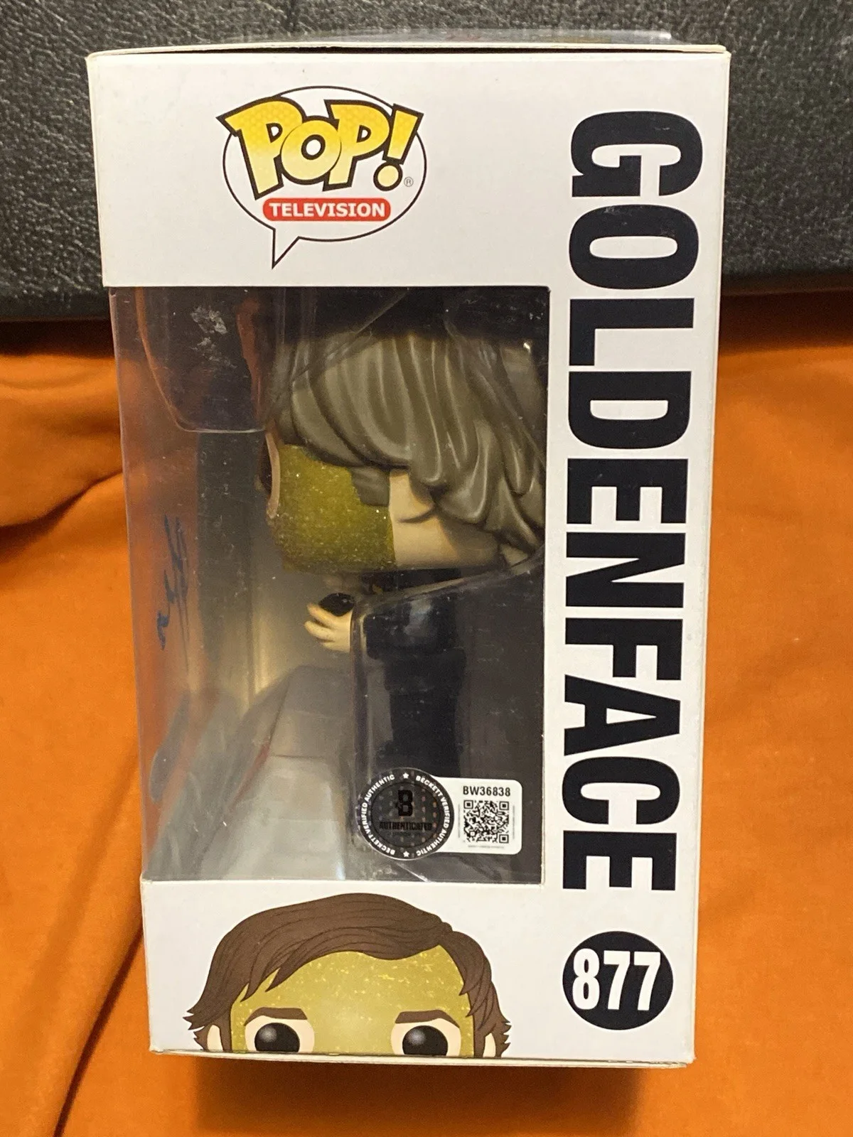John Krasinski — John Krasinski Signed Goldenface Jim Halpert The Office Funko Pop BECKETT COA, изображение 2