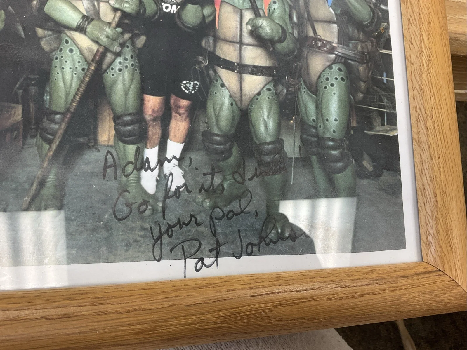 Autograph Picture Of Teenage Mutant Ninja Turtles Stunt Coordinator Pat Johnson, изображение 2