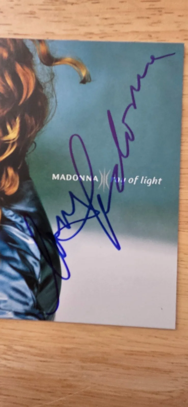 Madonna signed Ray of Light CD Cover PSA/DNA LOA Rare, image 2