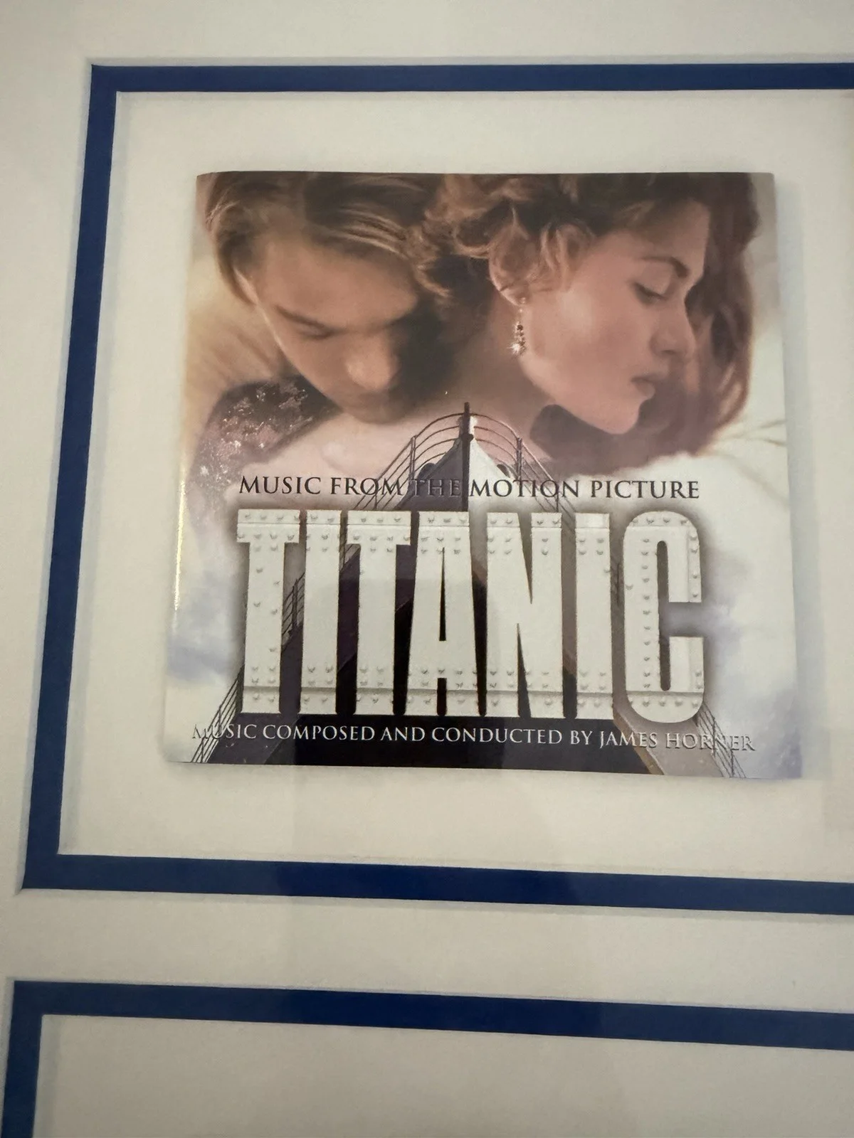 Celine Dion Signed Autograph Titanic OST Soundtrack CD Framed COA, image 4