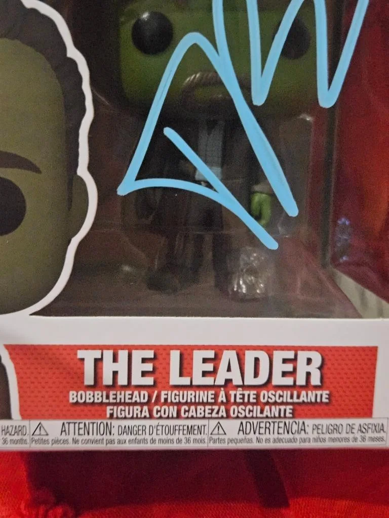 TIM BLAKE — TIM BLAKE HAND SIGNED AUTOGRAPHED FUNKO POP! 1368 LEADER CAPTAIN AMERICA W/ COA, изображение 3