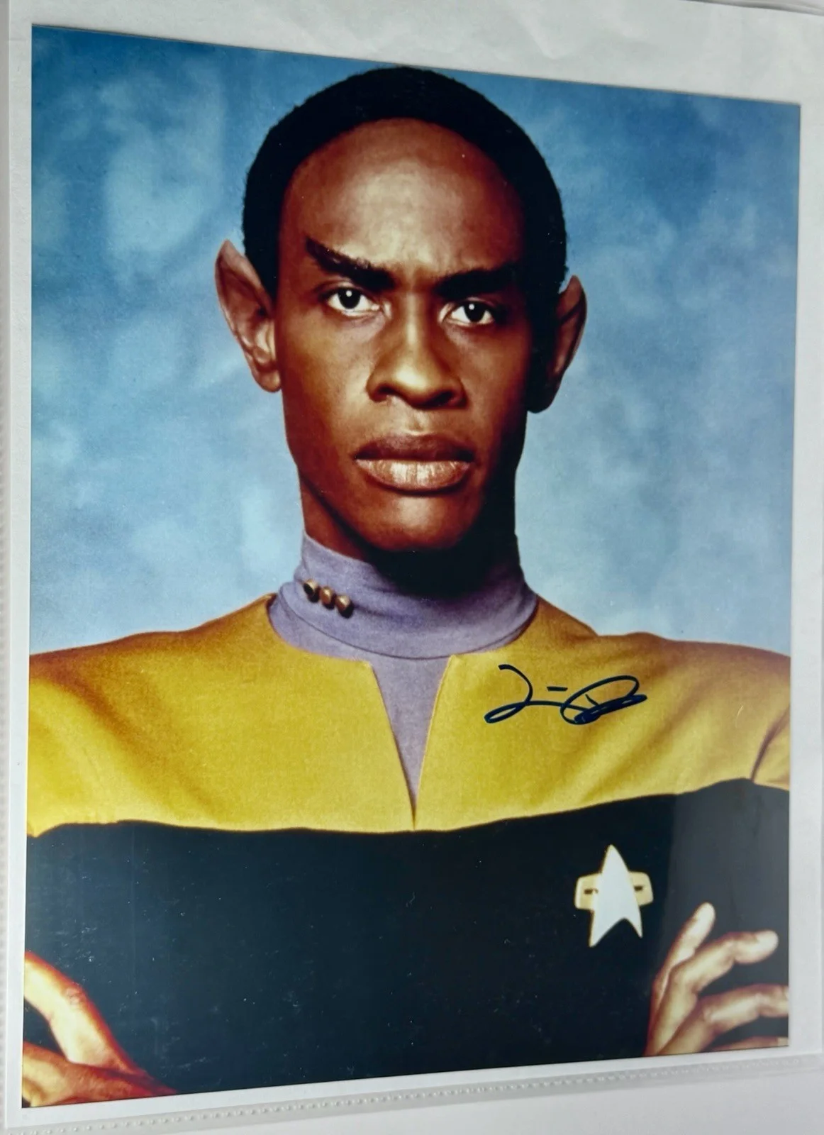 Tim Russ — Tim Russ Signed Star Trek Voyager Tuvok 8x10 Photo Autograph w/ COA