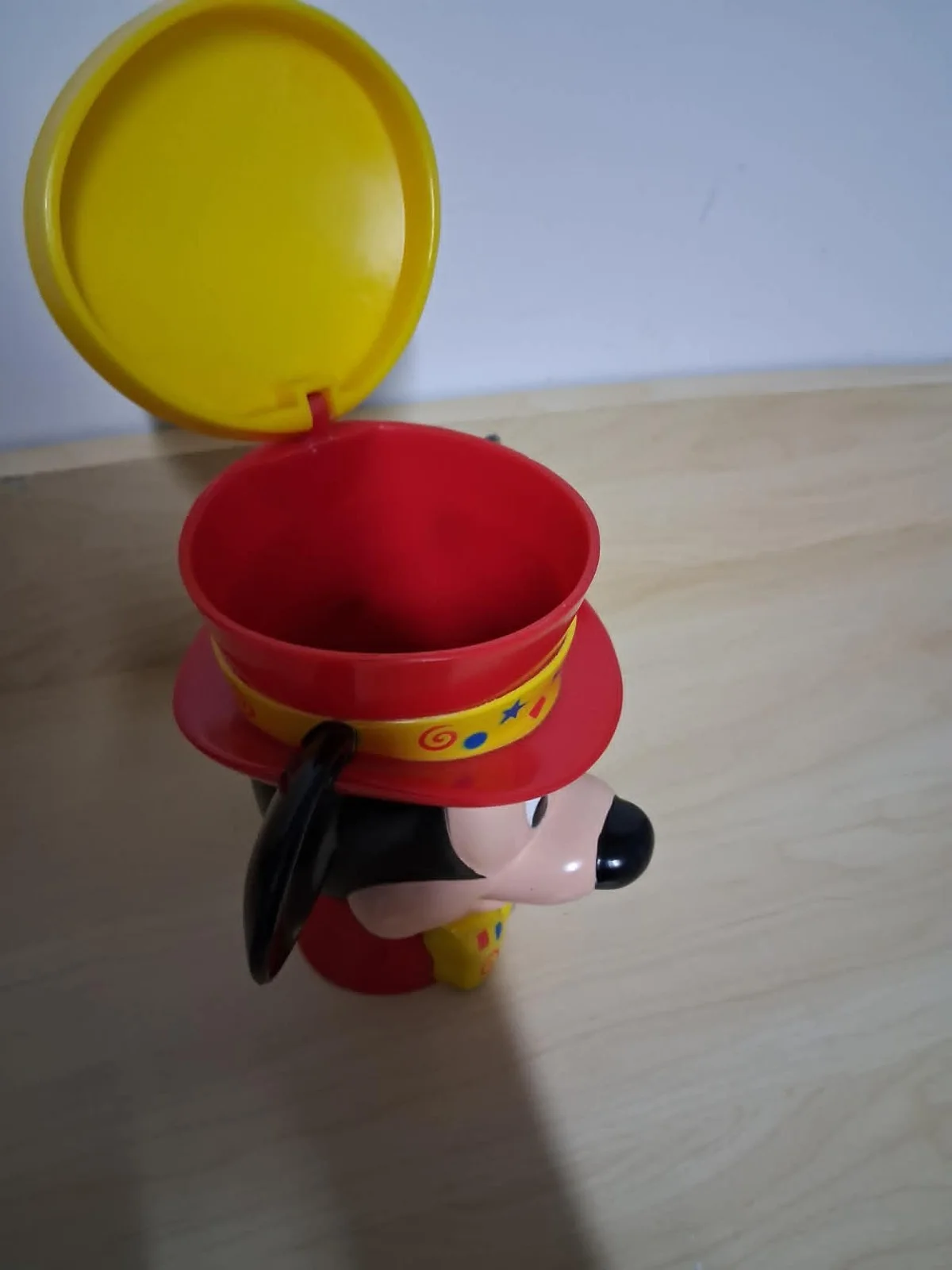 Disney Mickey Mouse 'Disney on ice' Mug - Rare, image 2