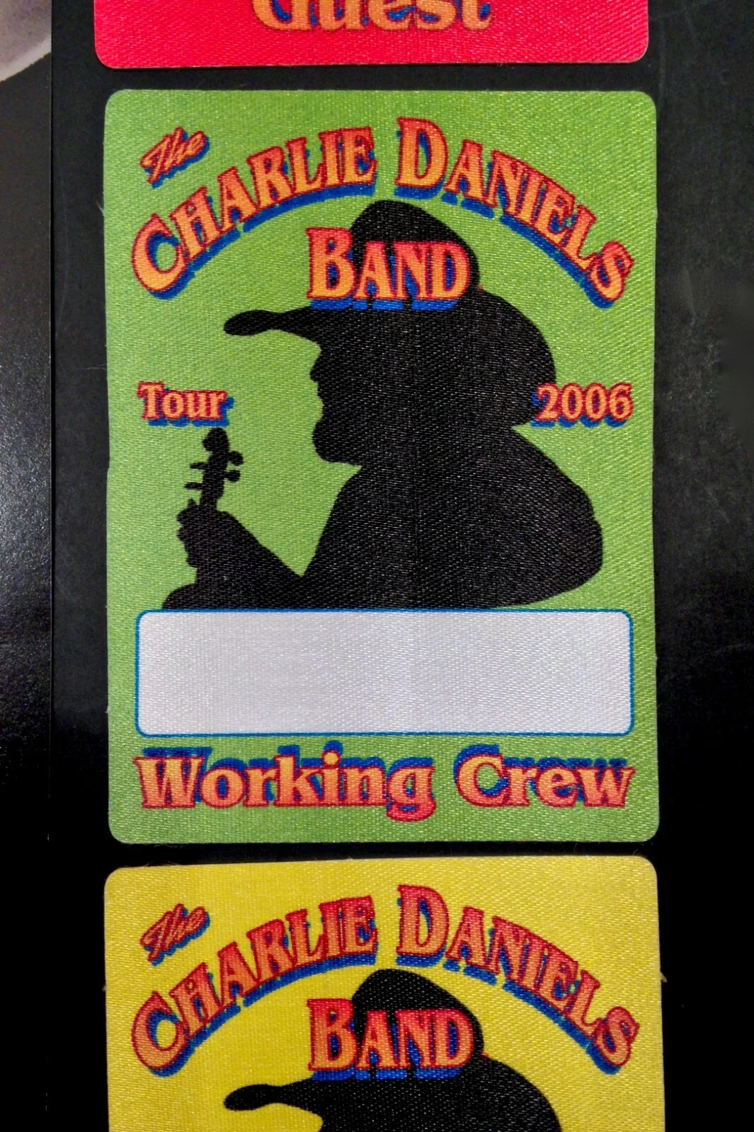 Vintage 2006 Charlie Daniels Signed Photo W/ Three Various Stage Access Passes., изображение 4