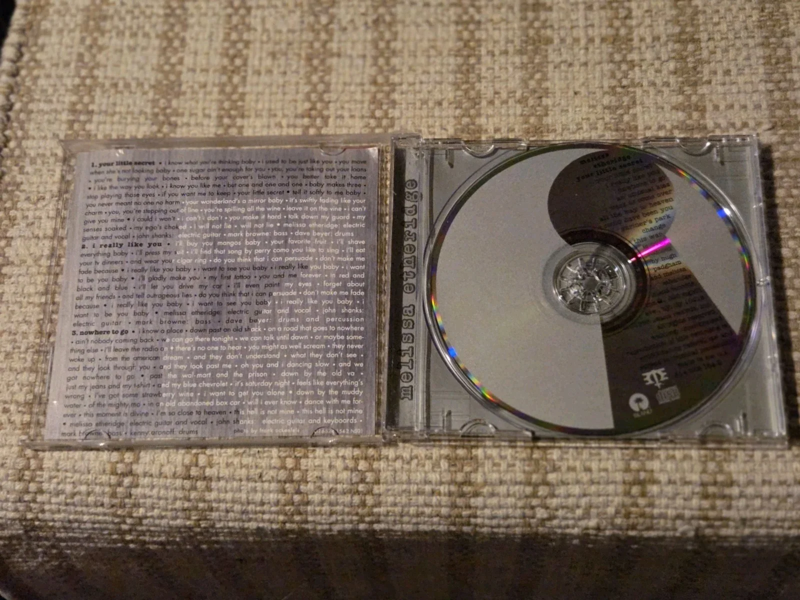 Melissa Etheridge – YOUR LITTLE SECRET- Signed Autograph CD Cover, image 3