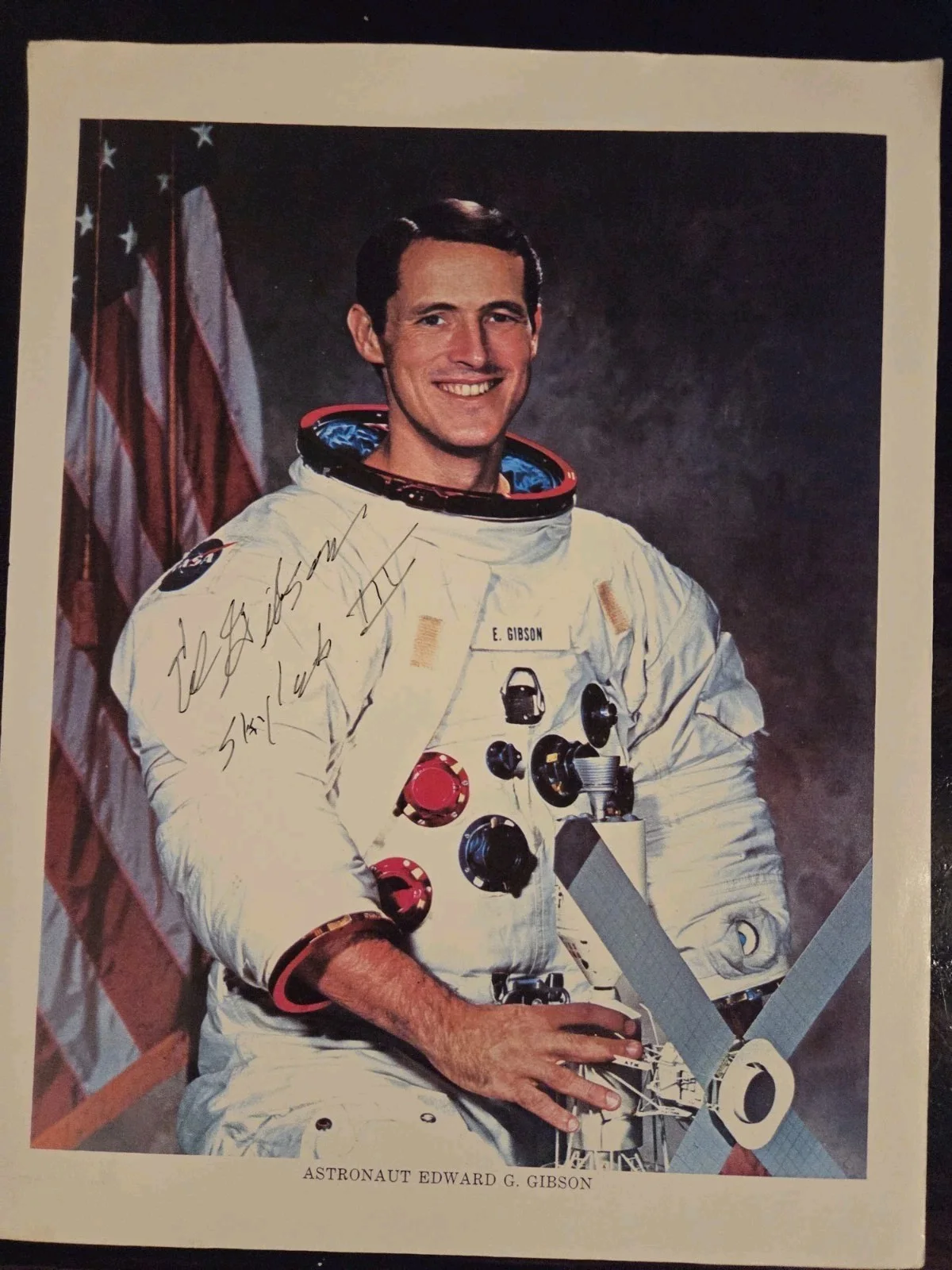 Edward Gibson — Edward G. Gibson SKYLAB ASTRONAUT hand signed NASA 8.5x11 LITHO PHOTO