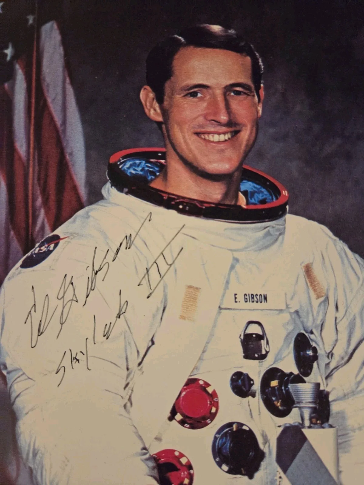 Edward Gibson — Edward G. Gibson SKYLAB ASTRONAUT hand signed NASA 8.5x11 LITHO PHOTO, image 3