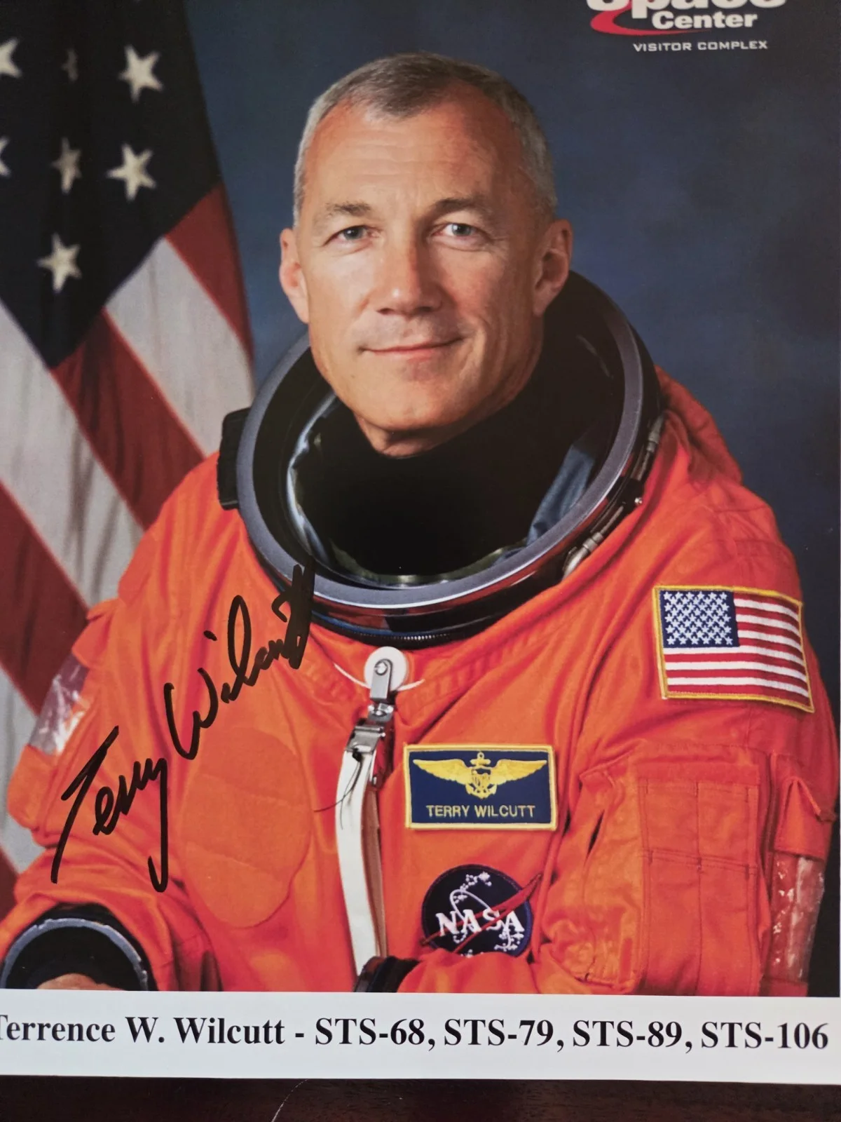 TERRY WILCUTT — Terrence W. Wilcutt 4X SPACE SHUTTLE Astronaut Signed NASA 8x10 LITHO PHOTO, изображение 2