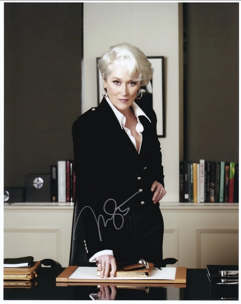 Meryl Streep — Meryl Streep Devil Wear Prada Autograph Photograph 8x10 COA
