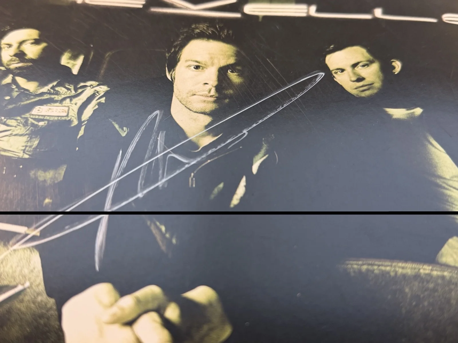 CHEVELLE band autographed 8.5 x 11" photo Promo tour MONSTER ENERGY, изображение 2