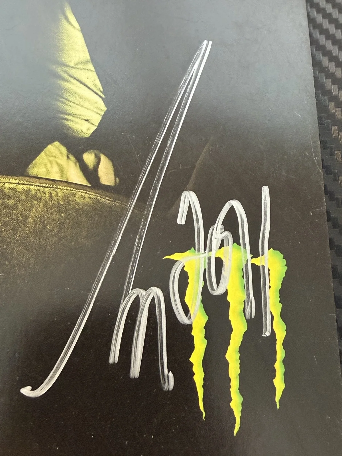 CHEVELLE band autographed 8.5 x 11" photo Promo tour MONSTER ENERGY, изображение 3