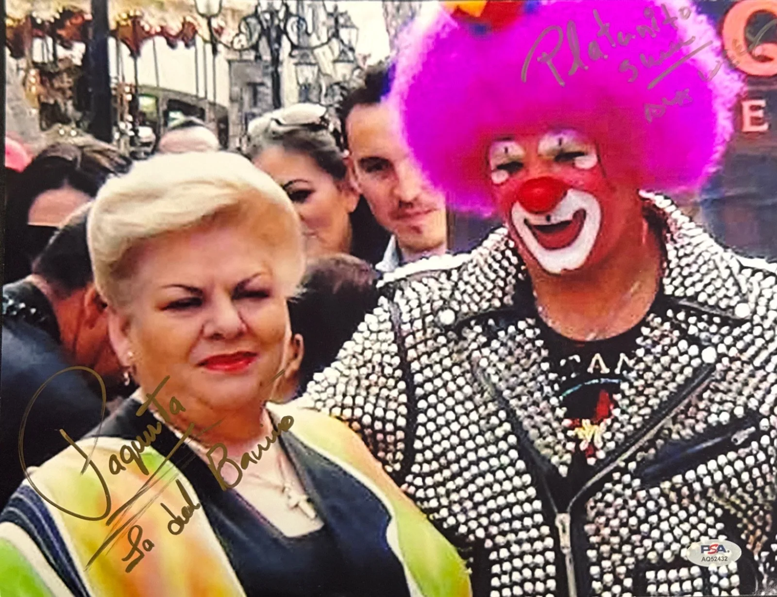 Paquita La Del Barrio — Paquita La Del Barrio & Platanito Signed 11x14 Photo PSA AQ52432, изображение 2
