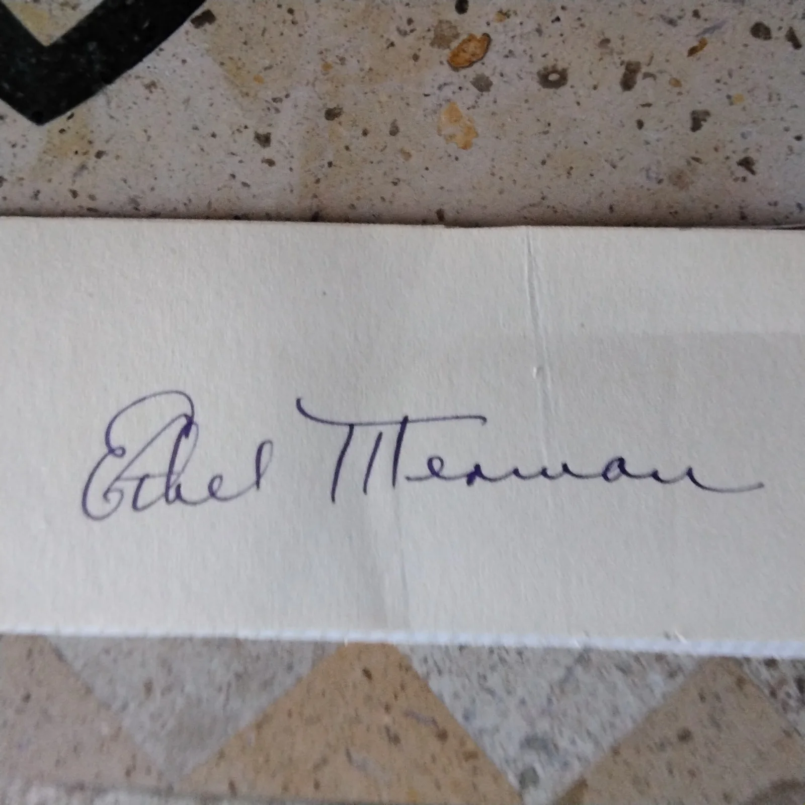 Ethel Merman SIGNED Paper Photo Stage Film Actress No Show Business Gypsy Berlin, изображение 3