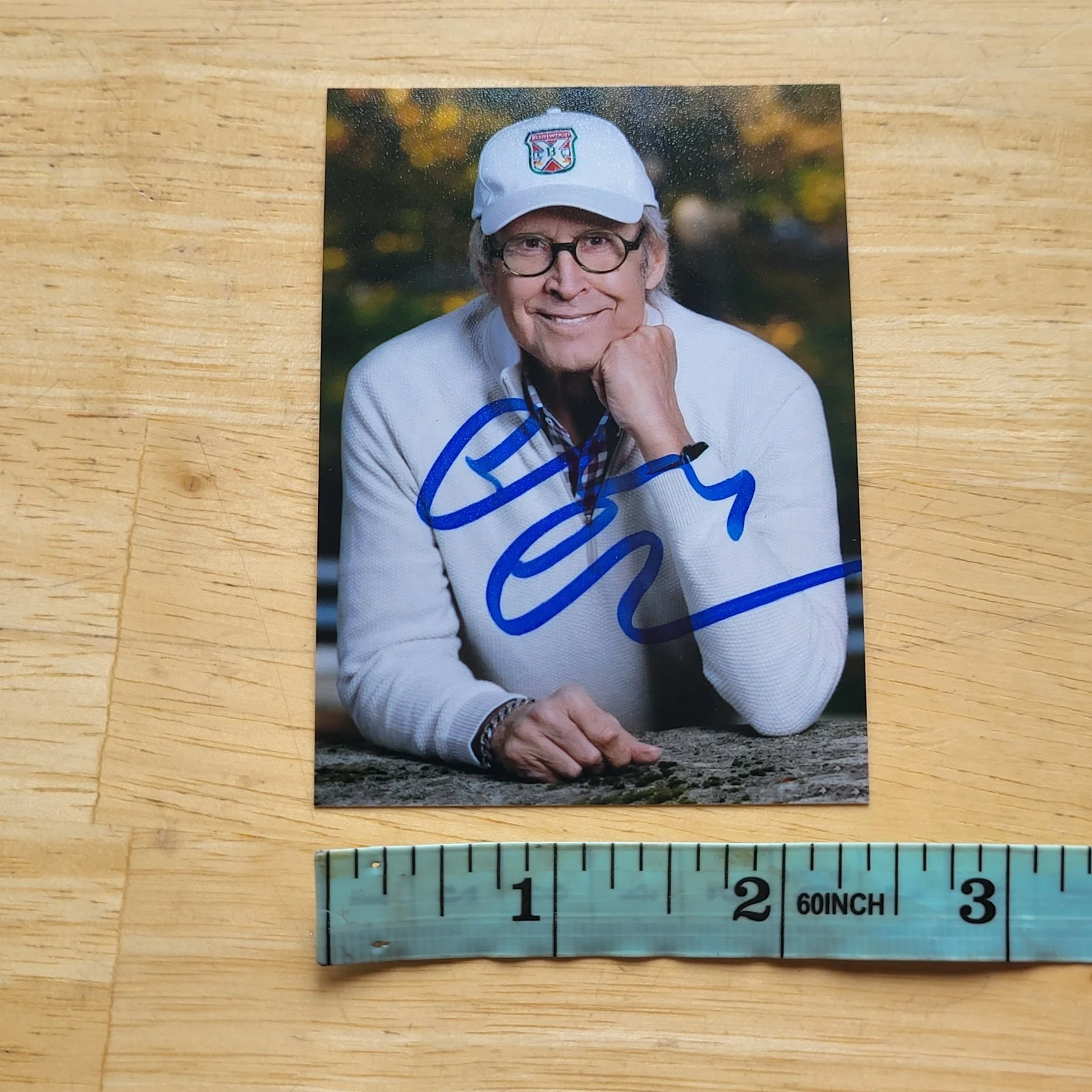 Chevy Chase — Chevy Chase Approximately 3.5x2.5 Hand Signed 4x6 Autograph, image 4