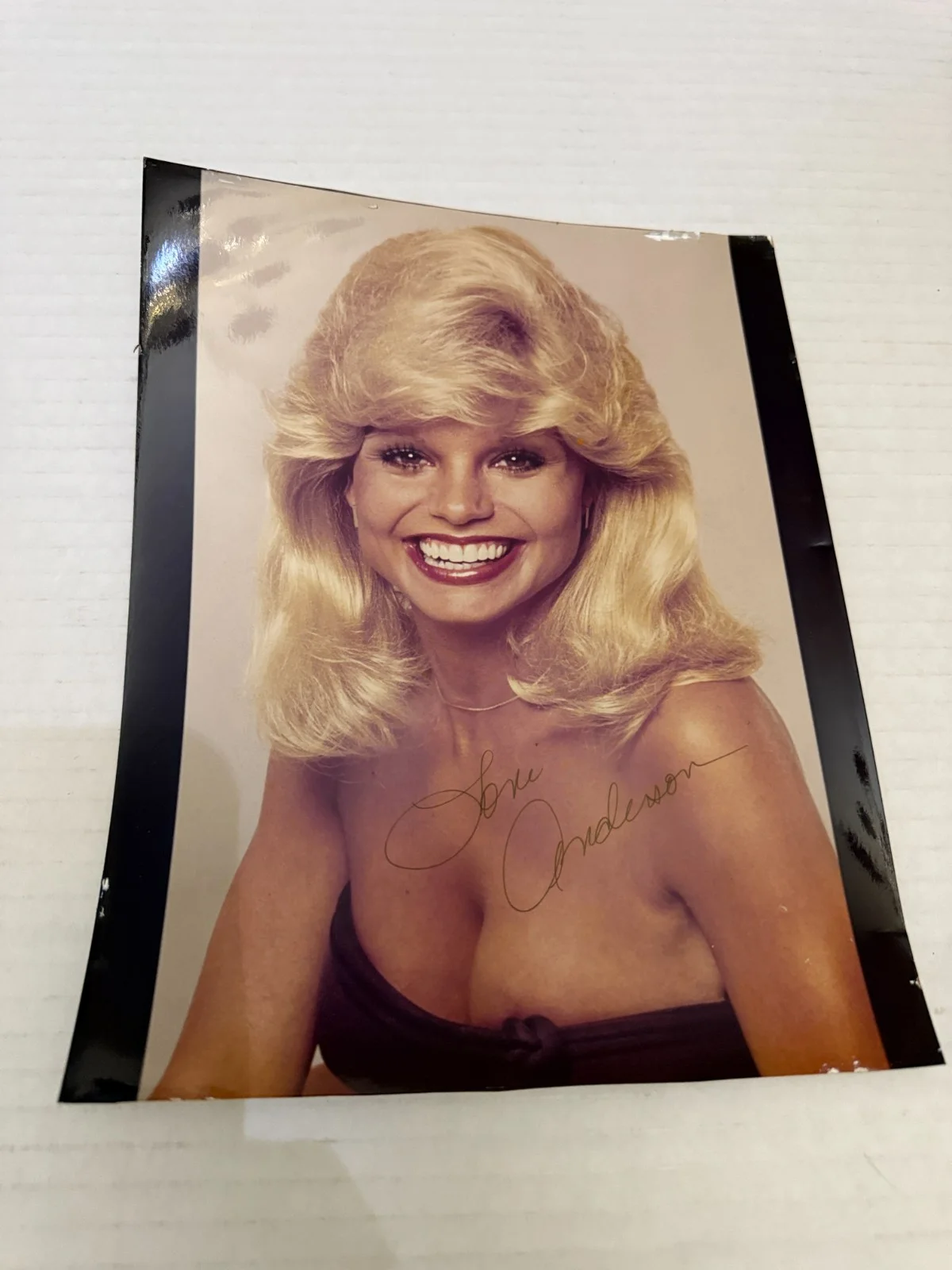 Loni Anderson — Vintage Loni Anderson Autographed Photograph WKRP In Cincinnati