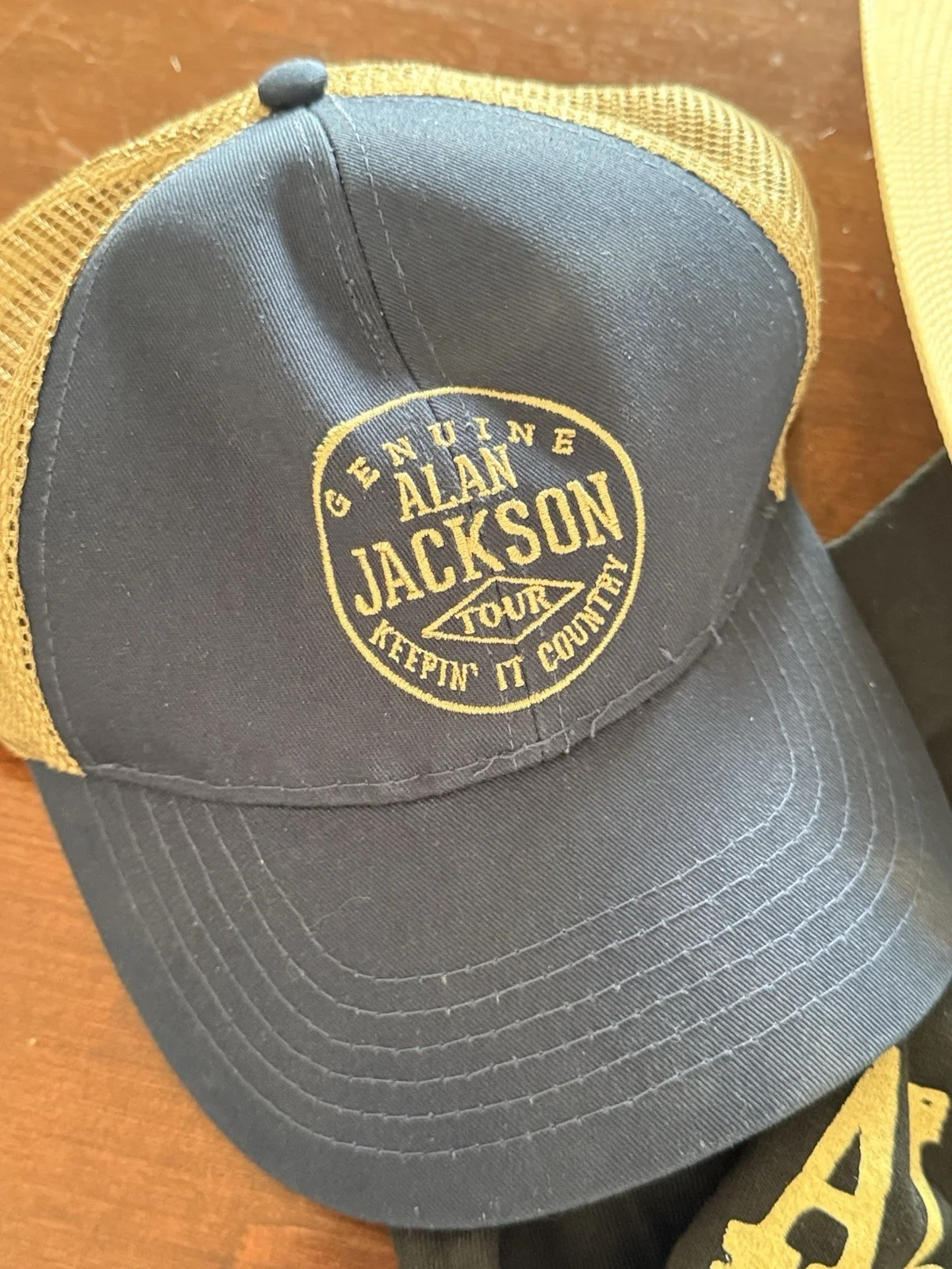 Autographed Alan Jackson Stetson Hat SZ 7 Honky Tonk Poster T Shirt XL, image 5