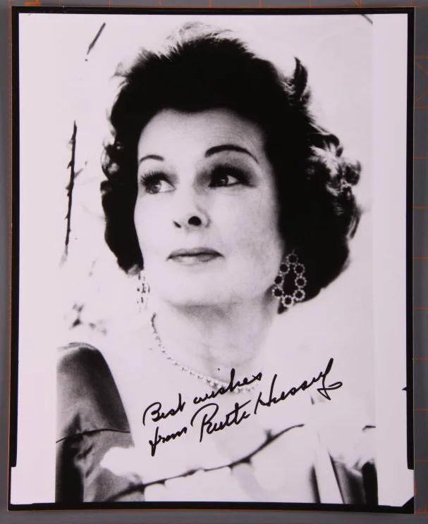 Ruth Hussey — Ruth Hussey Photo Inscribed Signed Autographs 8 x 10 Vintage ORIGINAL