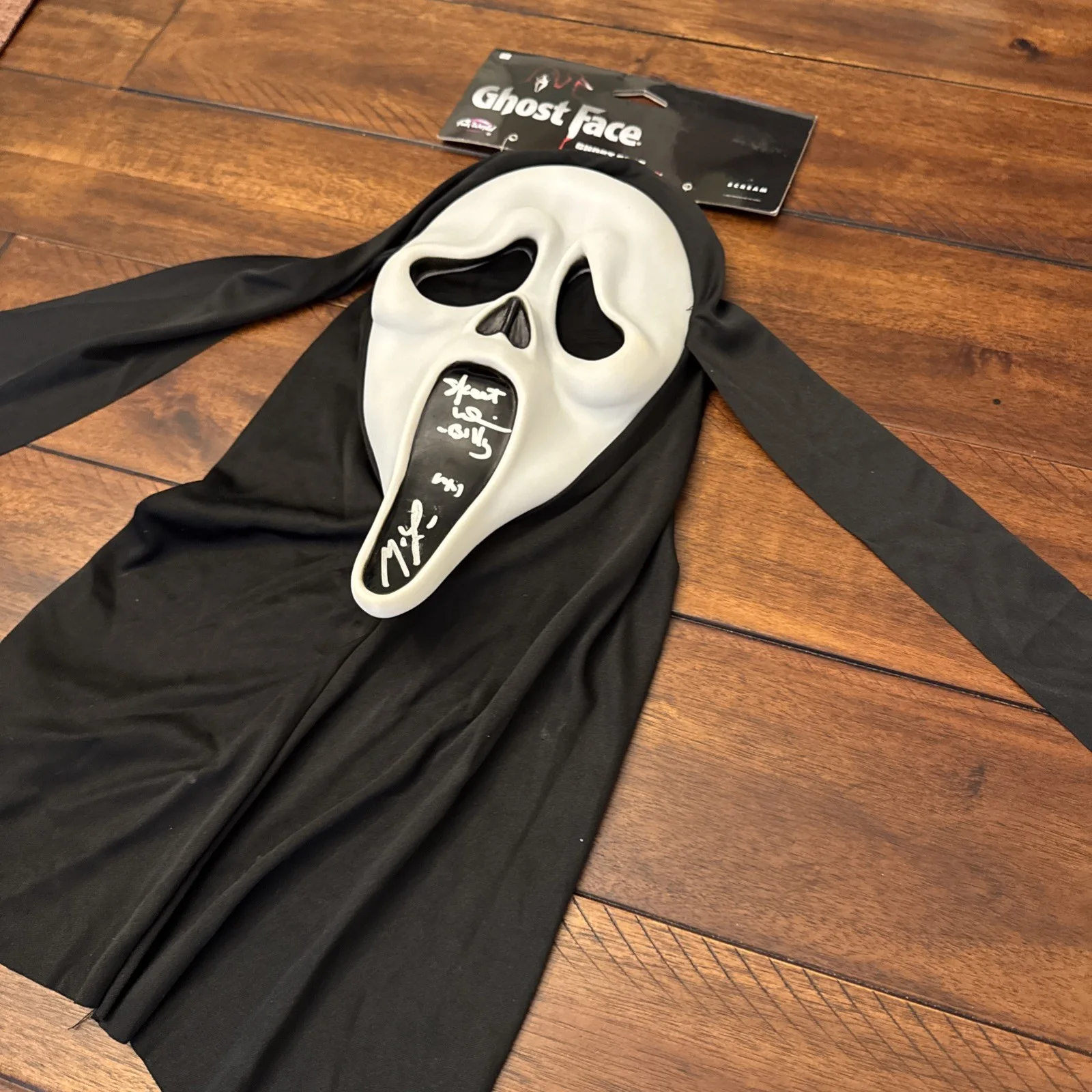 Matthew Lillard, Skeet Ulrich — Skeet Ulrich & Matthew Lillard Signed Auto Scream Ghost Face Mask Beckett COA !!, изображение 3