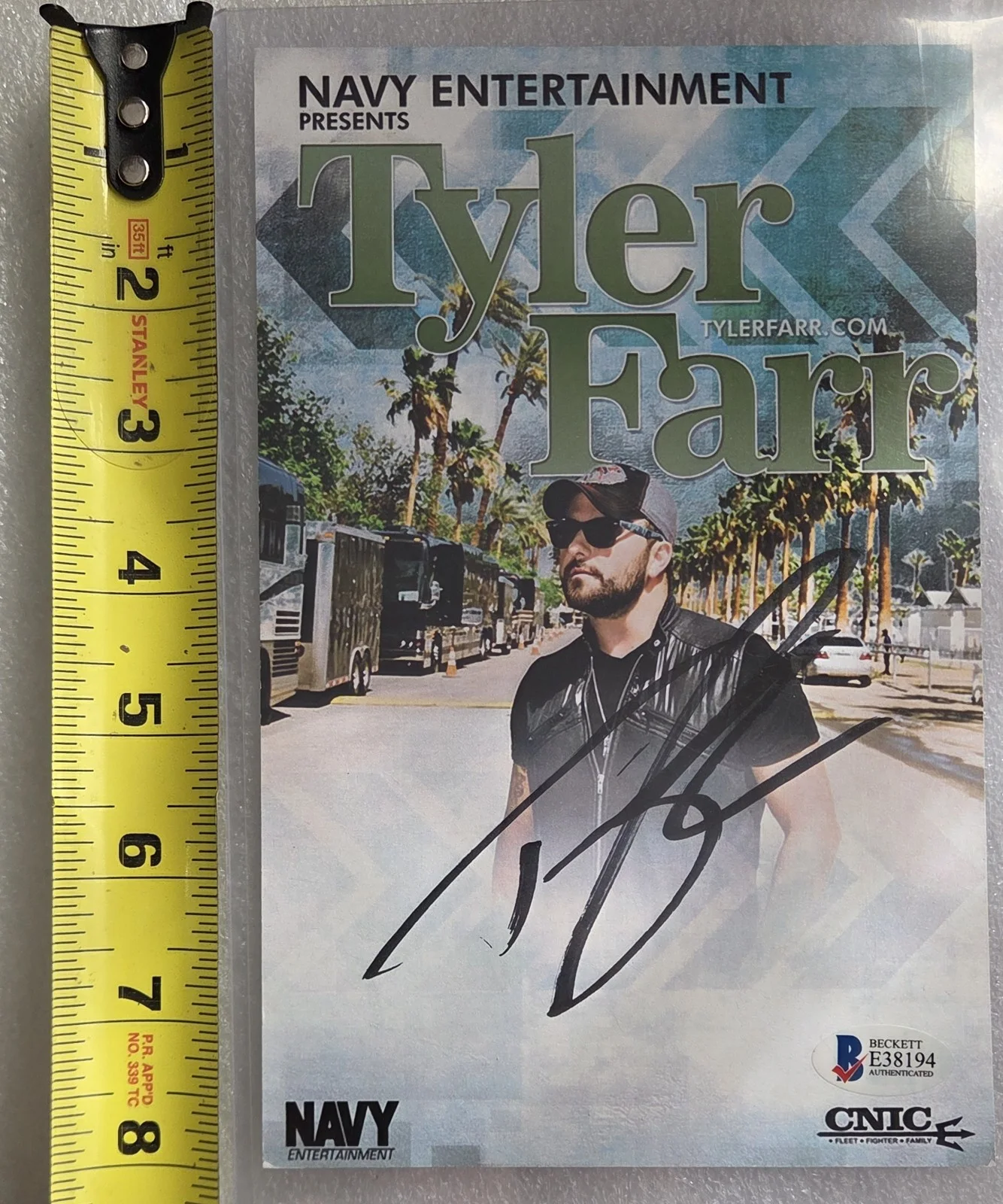TYLER FARR BAS BECKETT AUTHENTICATED COA SIGNED AUTOGRAPHED COUNTRY MUSIC SINGER, image 4