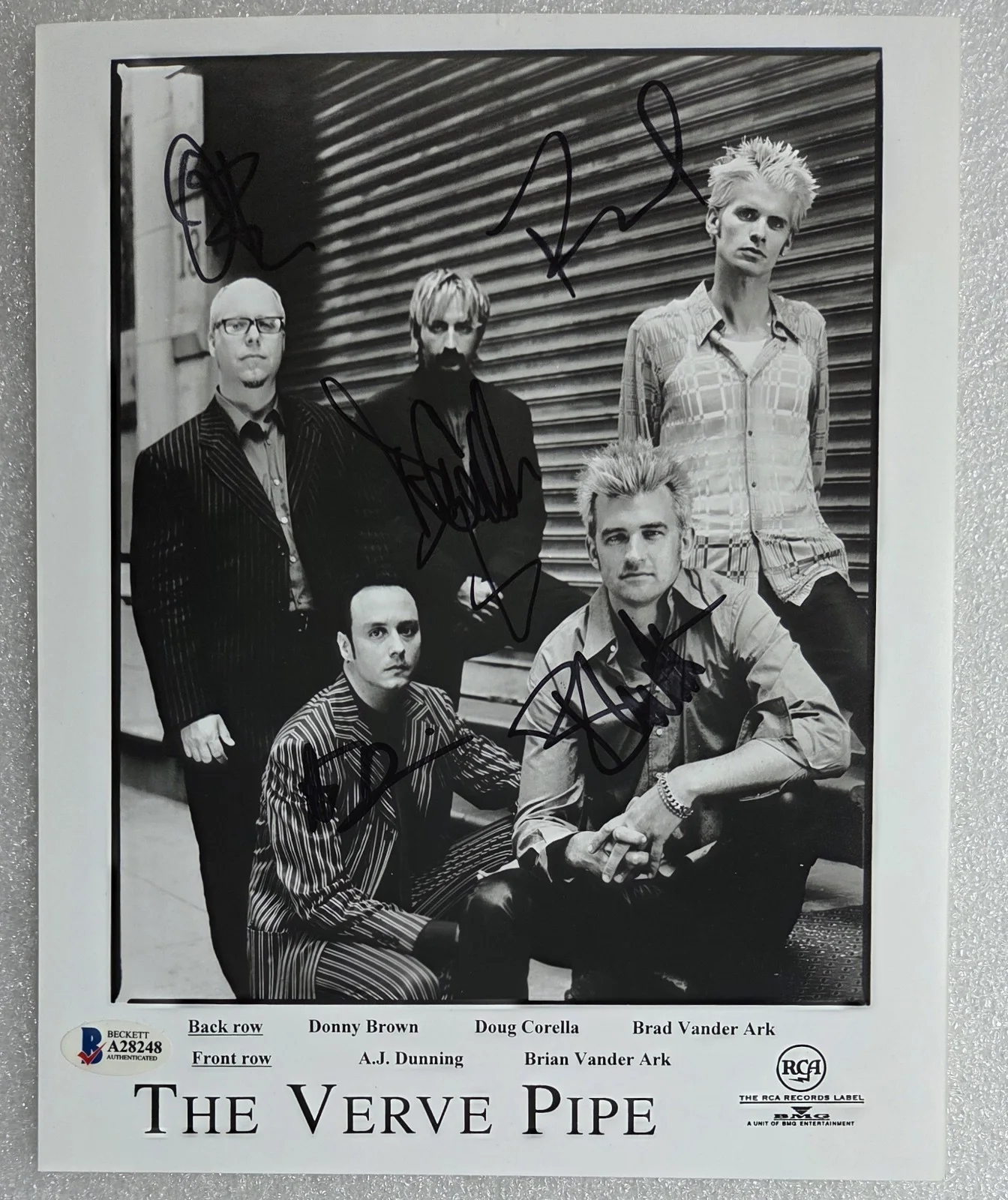 THE VERVE PIPE BAS BECKETT LOA COA SIGNED 8X10 PHOTO AUTOGRAPHED FULL LETTER, изображение 2