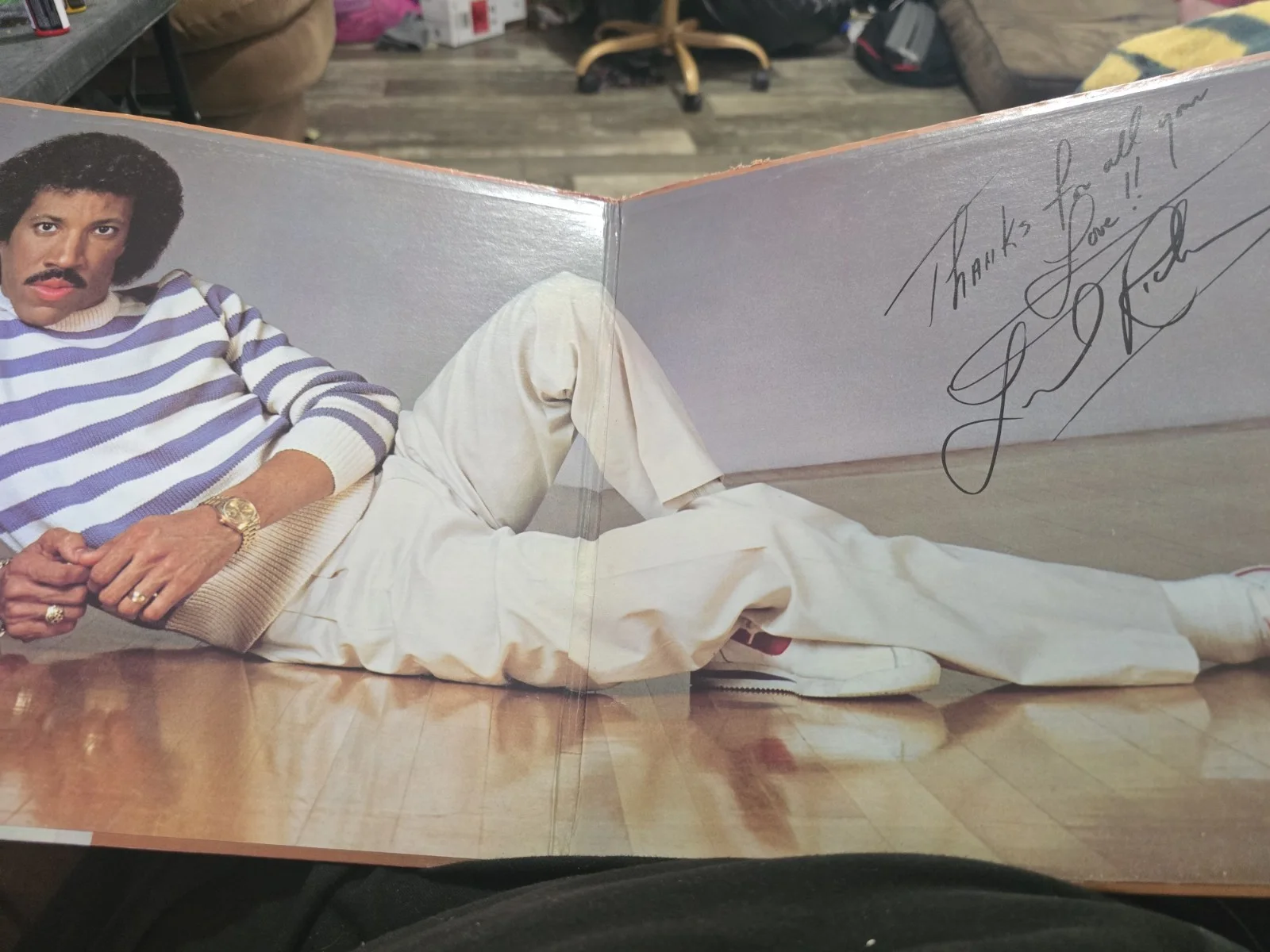 Lionel Richie Signed Autographed Music Record Album Cover/Sleeve, изображение 2