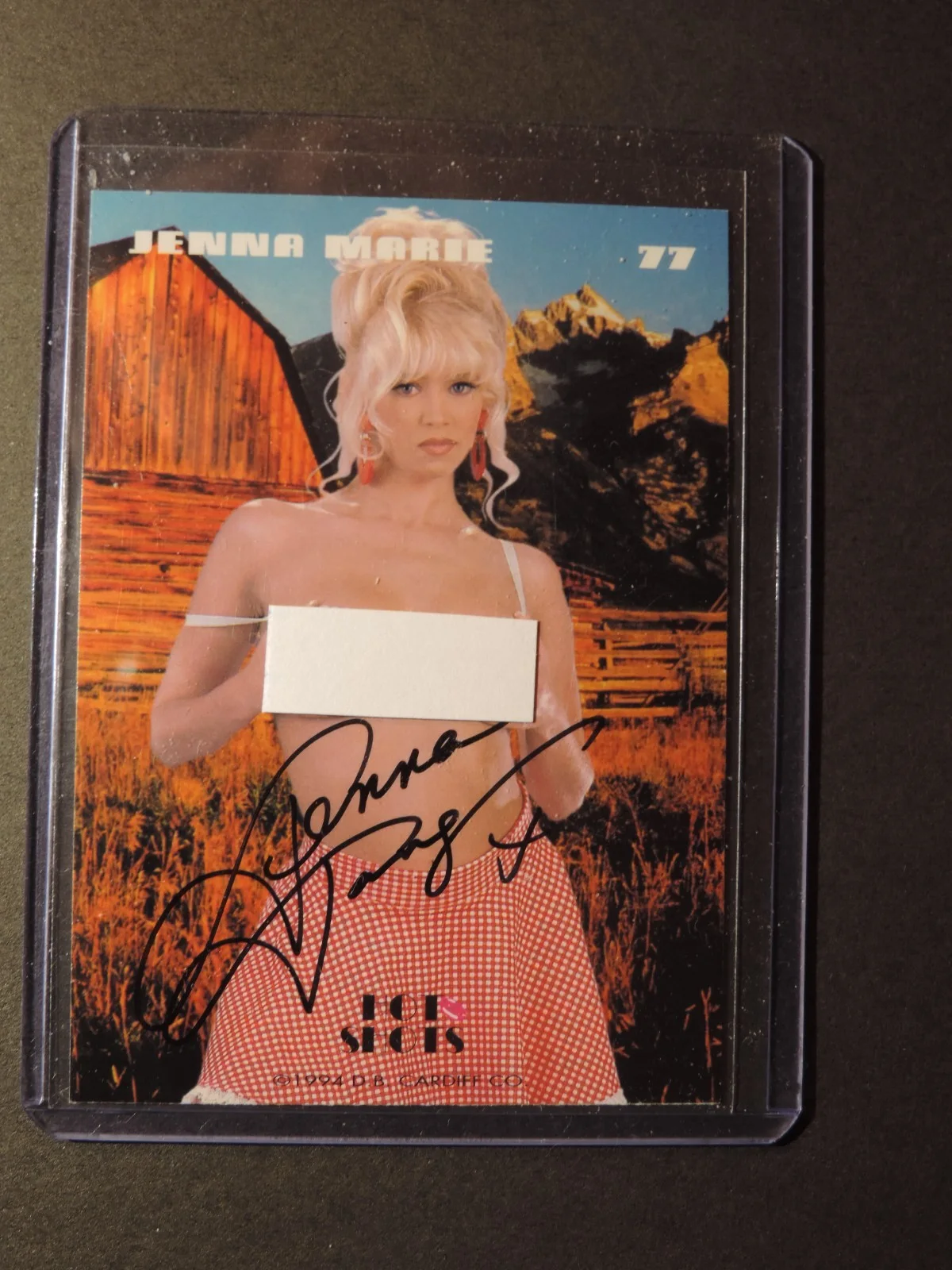 Jenna Jameson — Jenna Jameson Autographed Trading Card Hot Shots 3 No 77 MINT, изображение 2