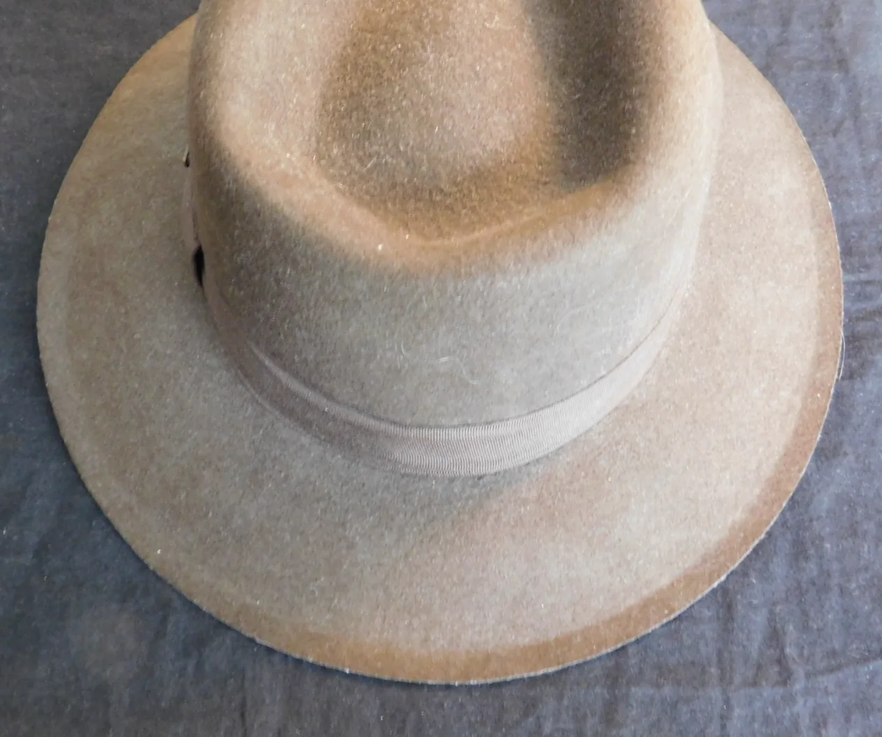 Shia Labeouf — Shia Labeouf Signed Indiana Jones 4 KOTCS Wool Hat - JSA Authentication, image 4