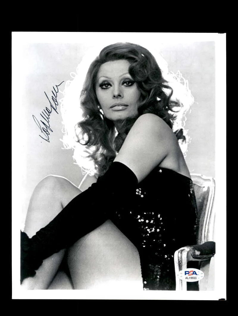 Sophia Loren — Sophia Loren PSA DNA Signed 8x10 Photo Autograph