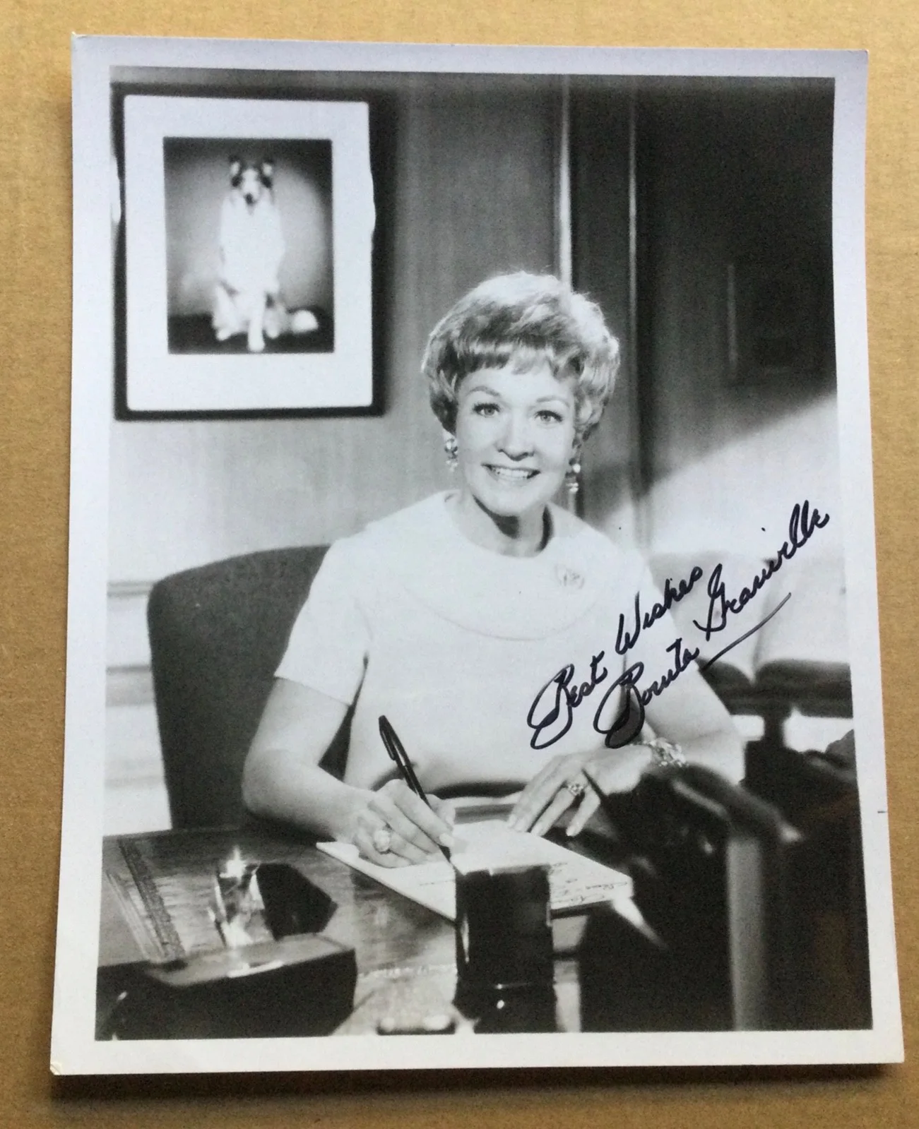 Lillian Gish, Bonita Granville, Celeste Holm, Helen Hayes — Lot of 4 deceased actresses signed 8x10 photos - Gish, Granville, Holm, & Hayes., изображение 5