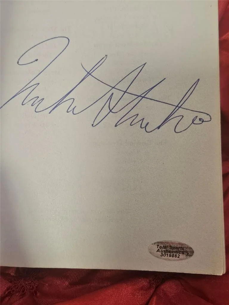 NEAL SCHUSTERMAN — NEAL SCHUSTERMAN HAND SIGNED AUTOGRAPHED BOOK SCYTHE AUTHOR PAPERBACK W/ COA 3, image 2