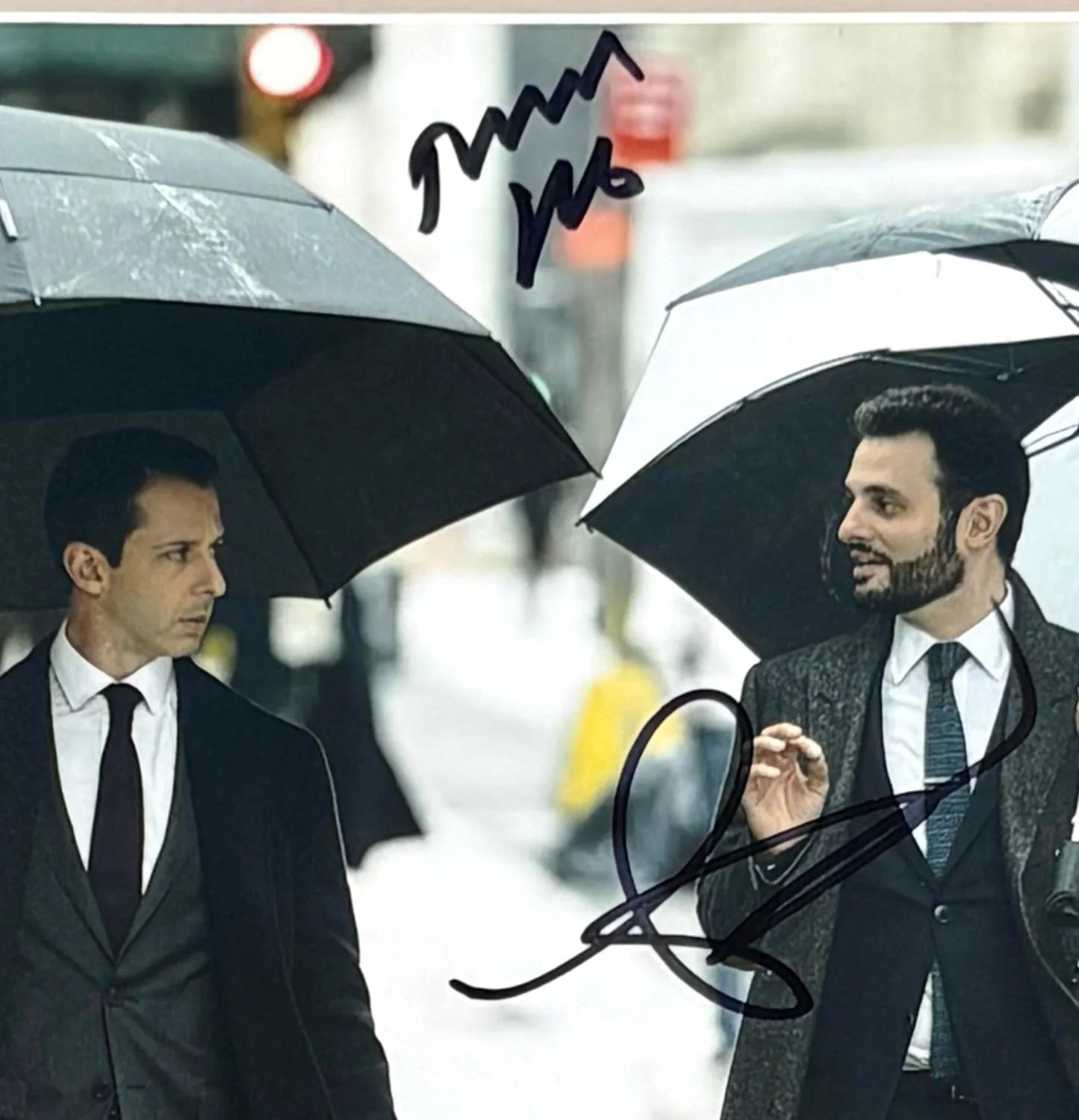 Arian Moayed & Jeremy Strong Signed Photo Framed & SWAU COA Succession Poster, изображение 5