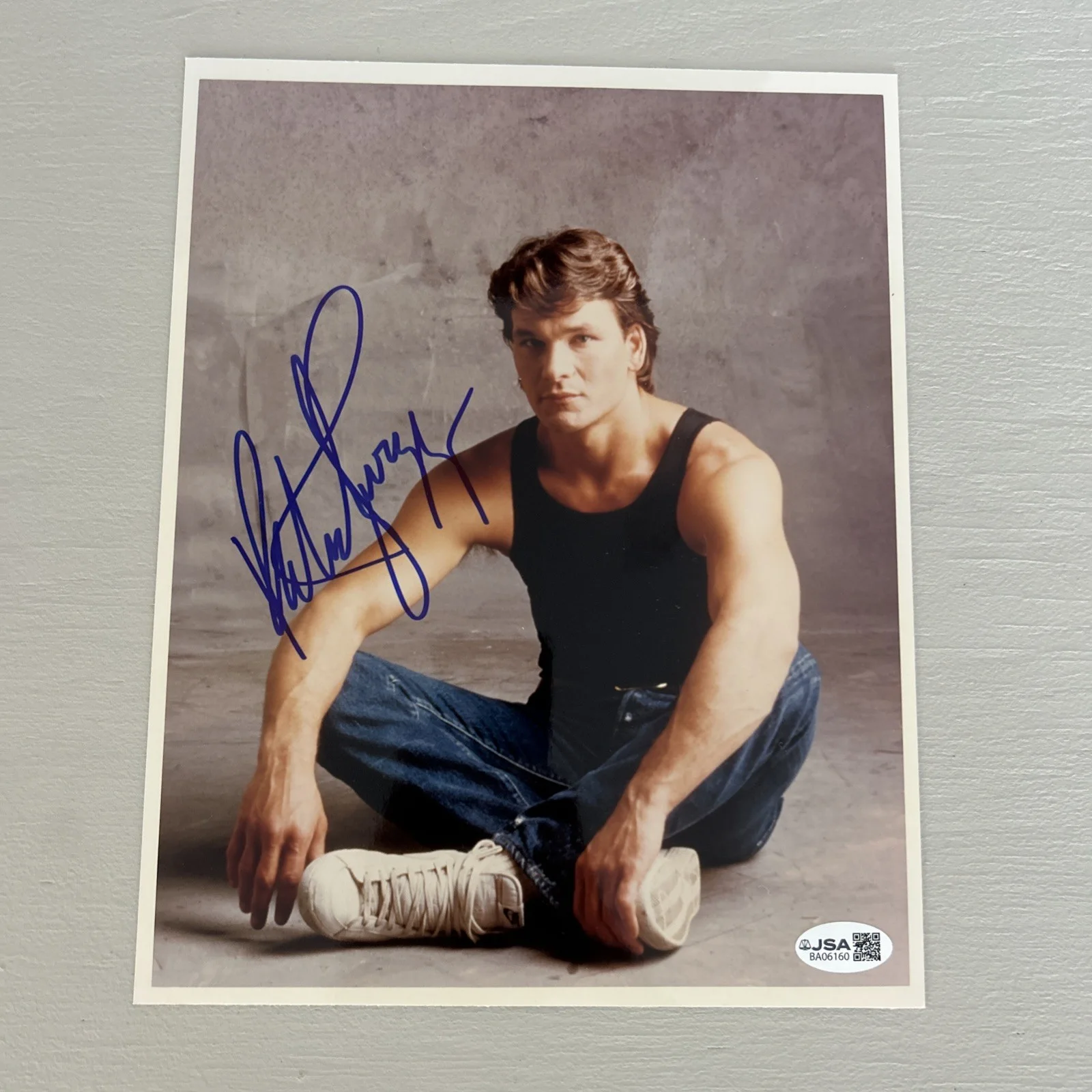 Patrick Swayze — Patrick Swayze Signed In-Person 8x10 Color Photo w JSA Full Letter, изображение 2