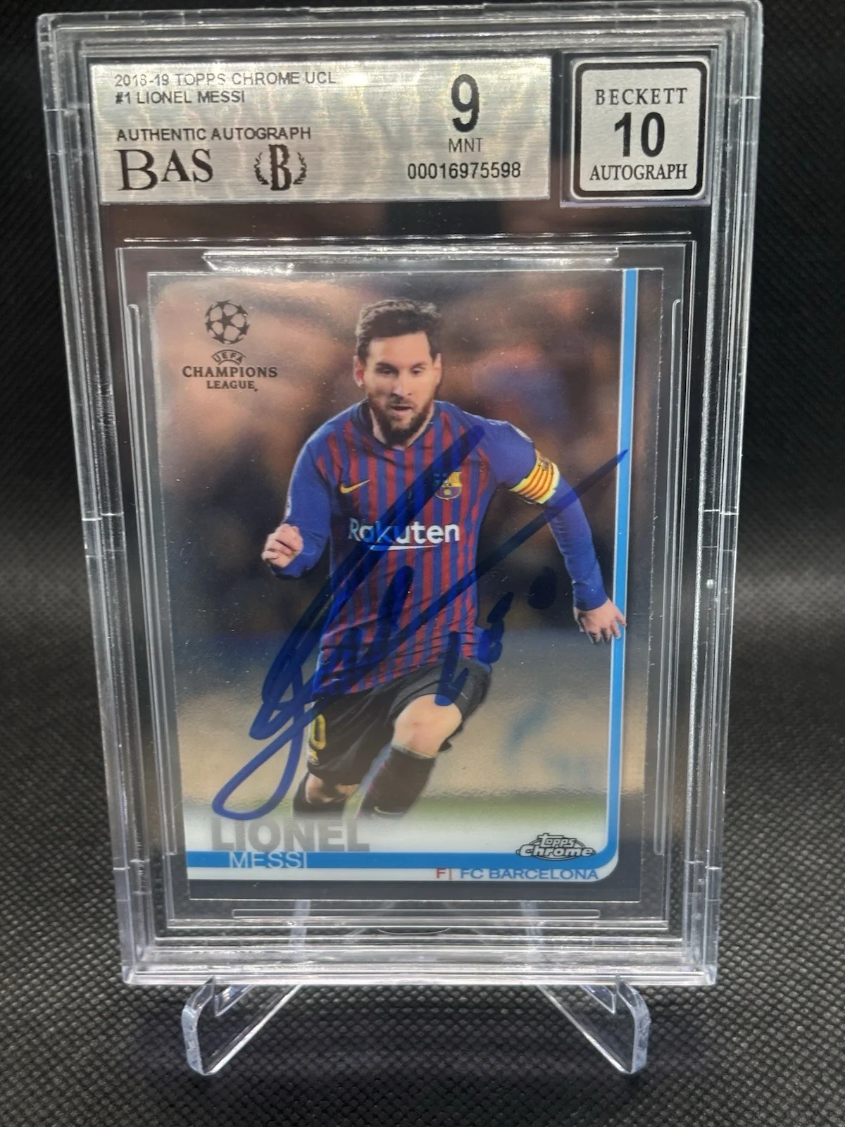 LIONEL MESSI — LIONEL MESSI SIGNED 2018/19 TOPPS CHROME UCL GEM MINT 9 AUTO 10 BECKETT