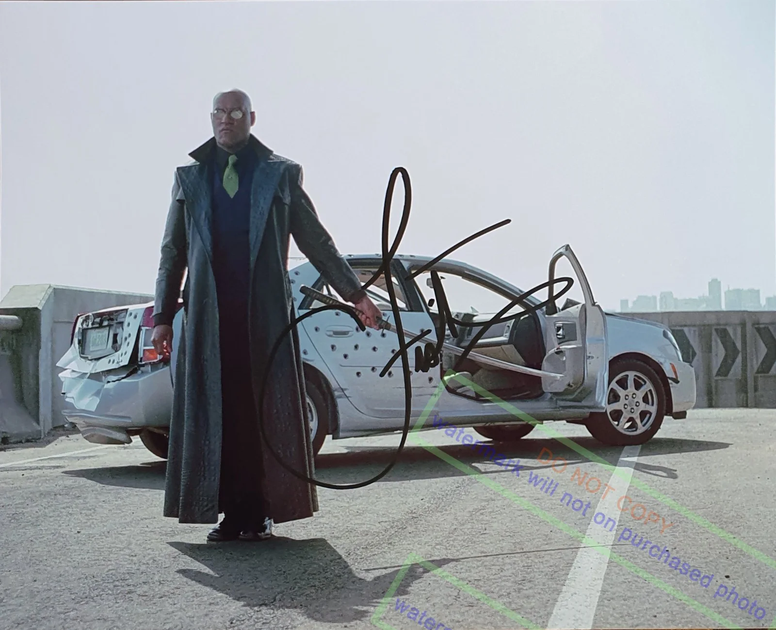 LAURENCE FISHBURNE — LAURENCE FISHBURNE Signed Autographed 8X10 Photo