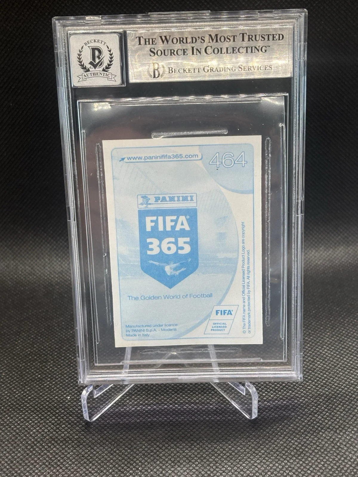 LIONEL MESSI — LIONEL MESSI SIGNED 2016-17 PANINI FIFA 365 STICKER AUTO 10 BECKETT, изображение 2