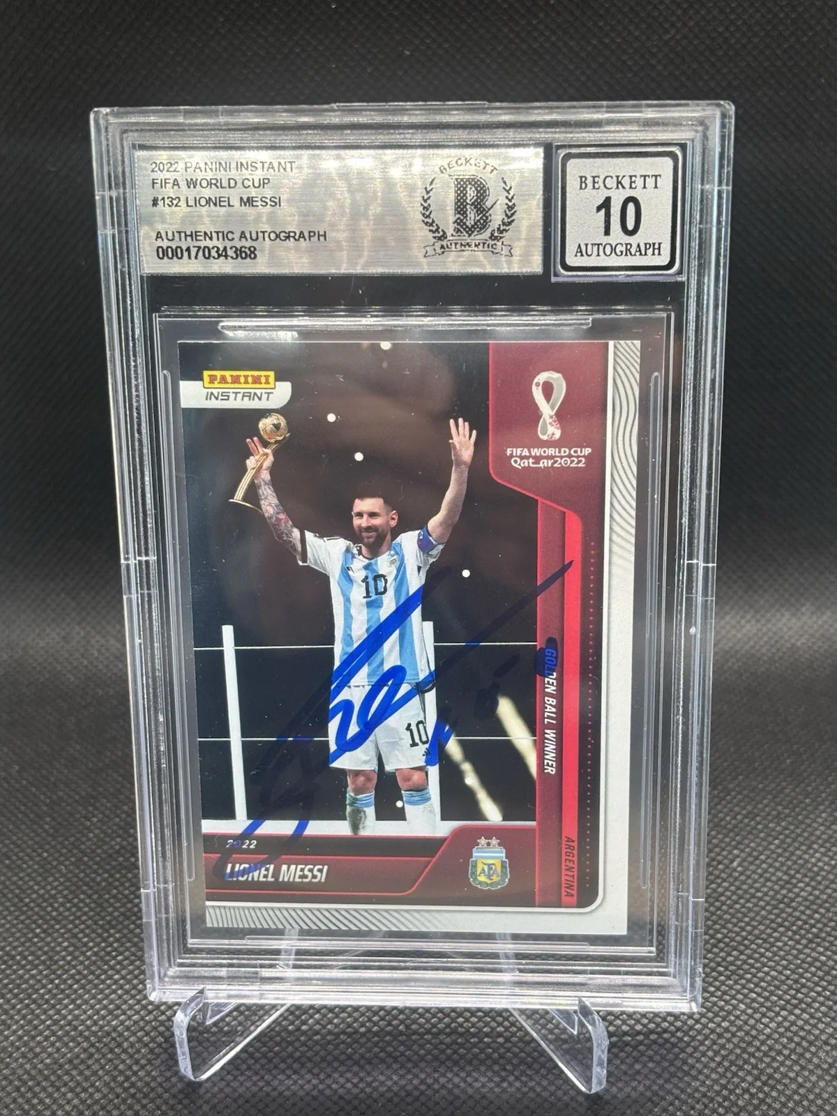 LIONEL MESSI — LIONEL MESSI SIGNED 2022 PANINI WORLD CUP INSTANT CARD AUTO 10 BECKETT