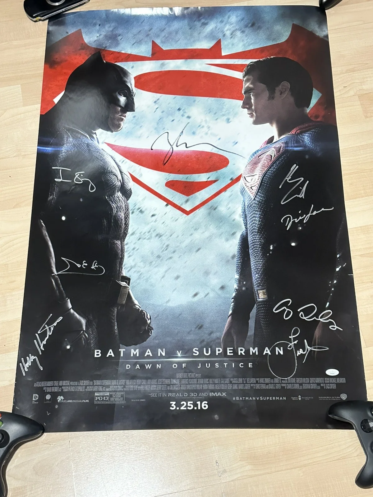Batman v Superman Signed 40x27 Poster JSA - auto x8 Henry Cavill, Gal Gadot, etc, изображение 4