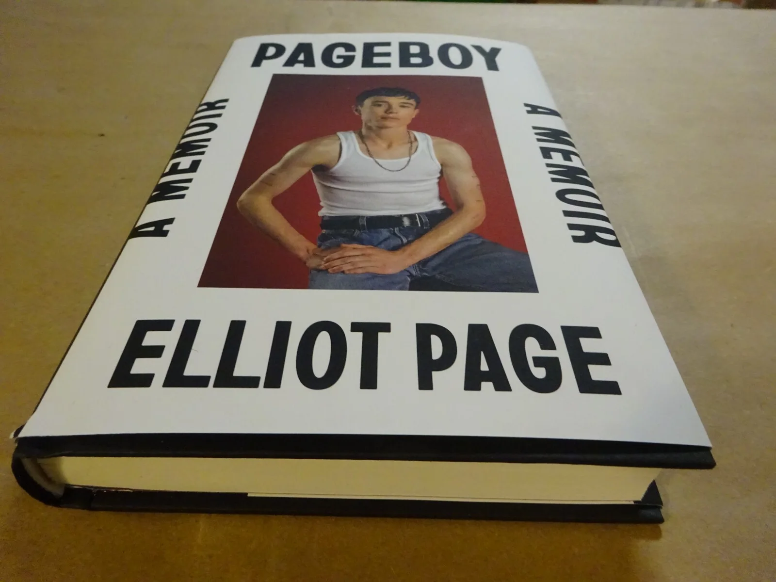 Elliot Page — Signed Pageboy Autographed Elliot Page Hardcover Memoir Book Beckett BAS COA, image 2