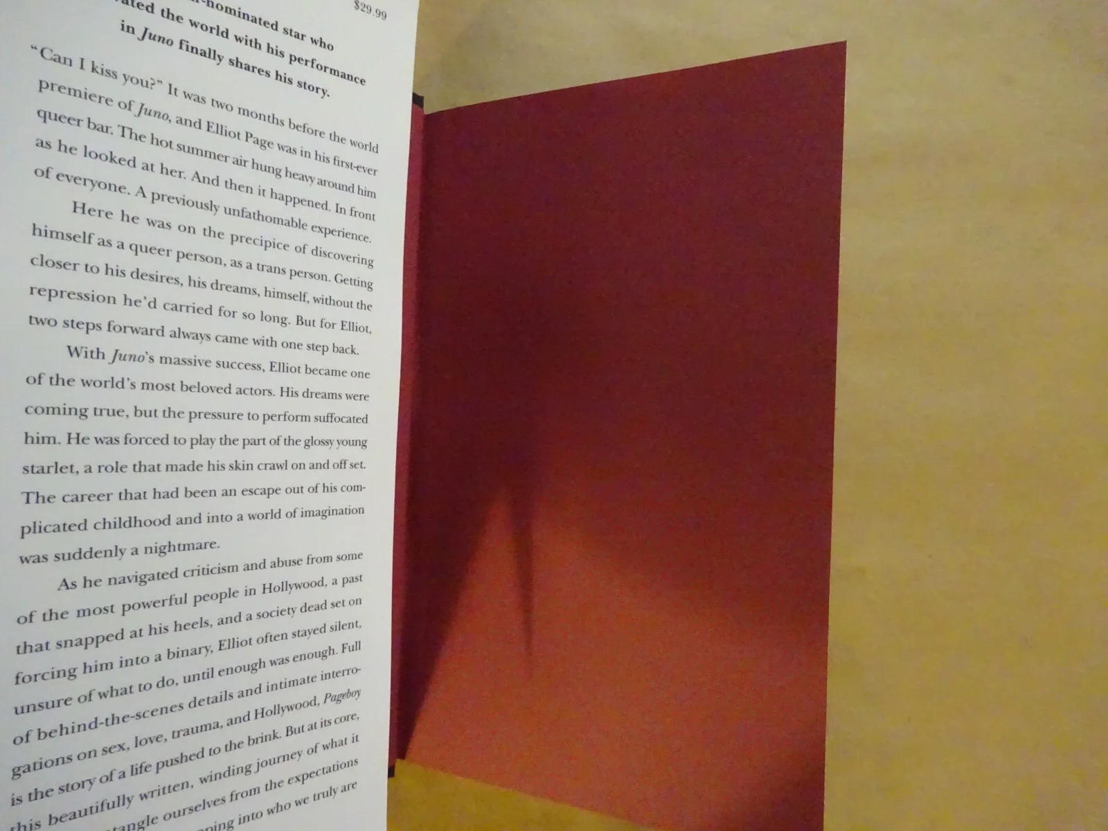 Elliot Page — Signed Pageboy Autographed Elliot Page Hardcover Memoir Book Beckett BAS COA, image 3