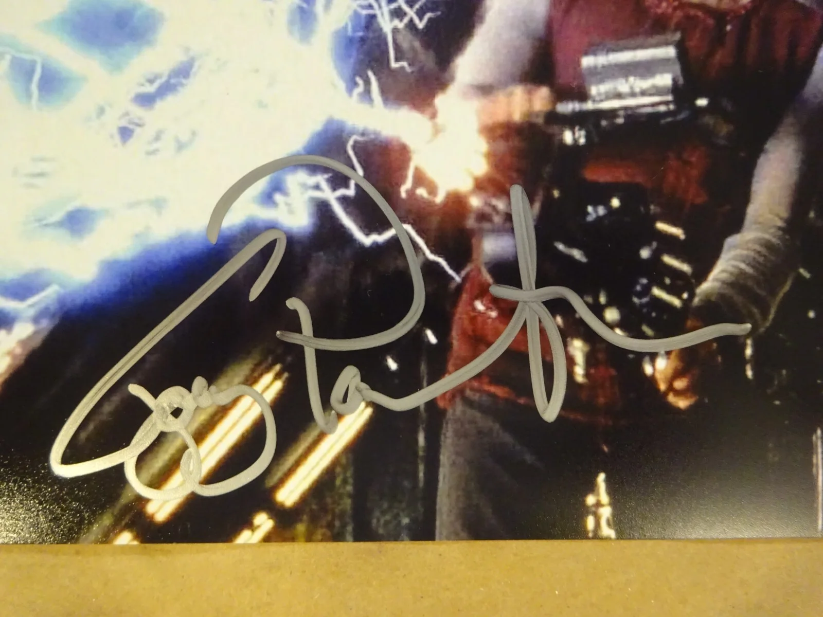 Joe Pantoliano — Autographed Joe Pantoliano Signed 8"x10" The Matrix Photo JSA COA, изображение 3