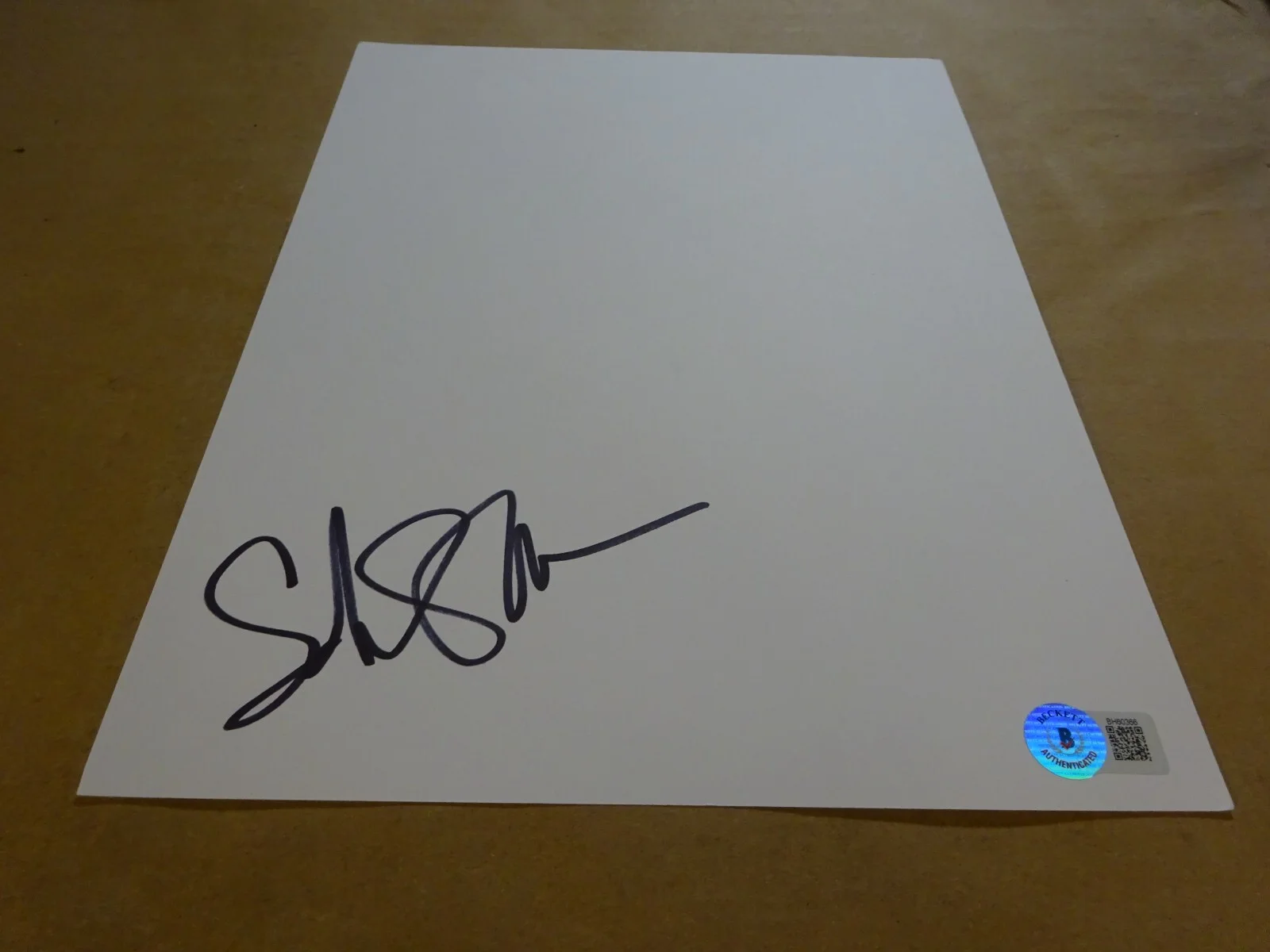 Sarah Silverman — Autographed Sarah Silverman Signed White Sheet / Script Cover Beckett BAS COA, image 2